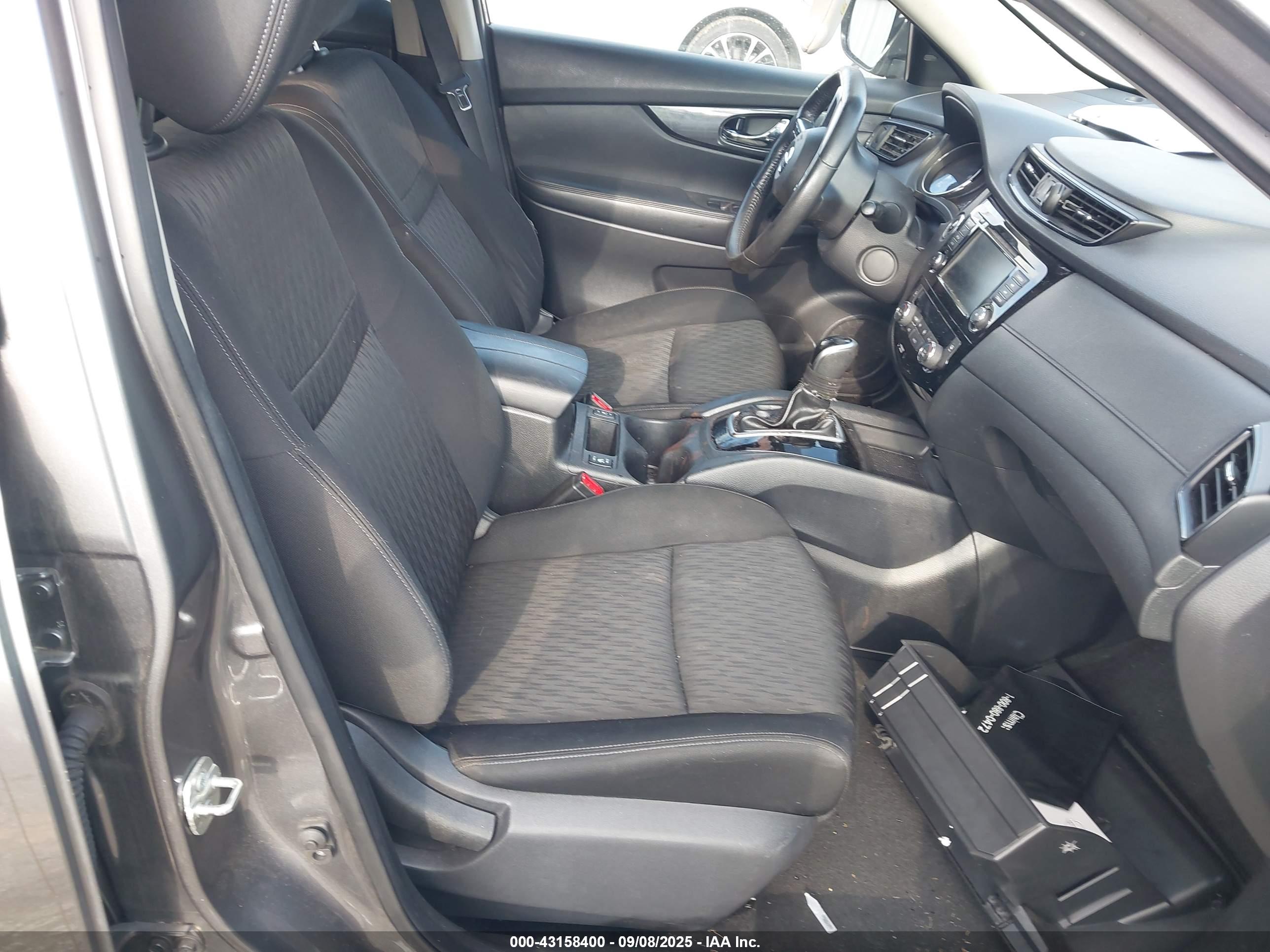 NISSAN ROGUE image 5