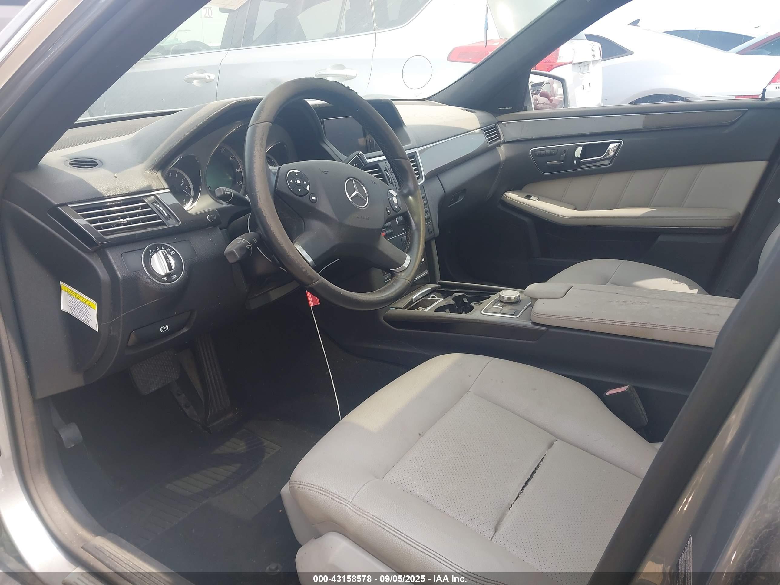 MERCEDES-BENZ E image 5