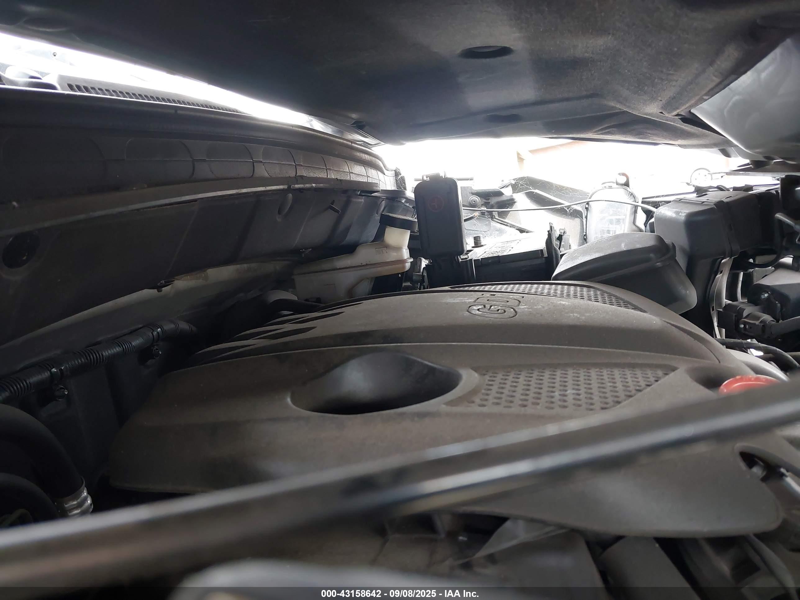 KIA SPORTAGE image 10