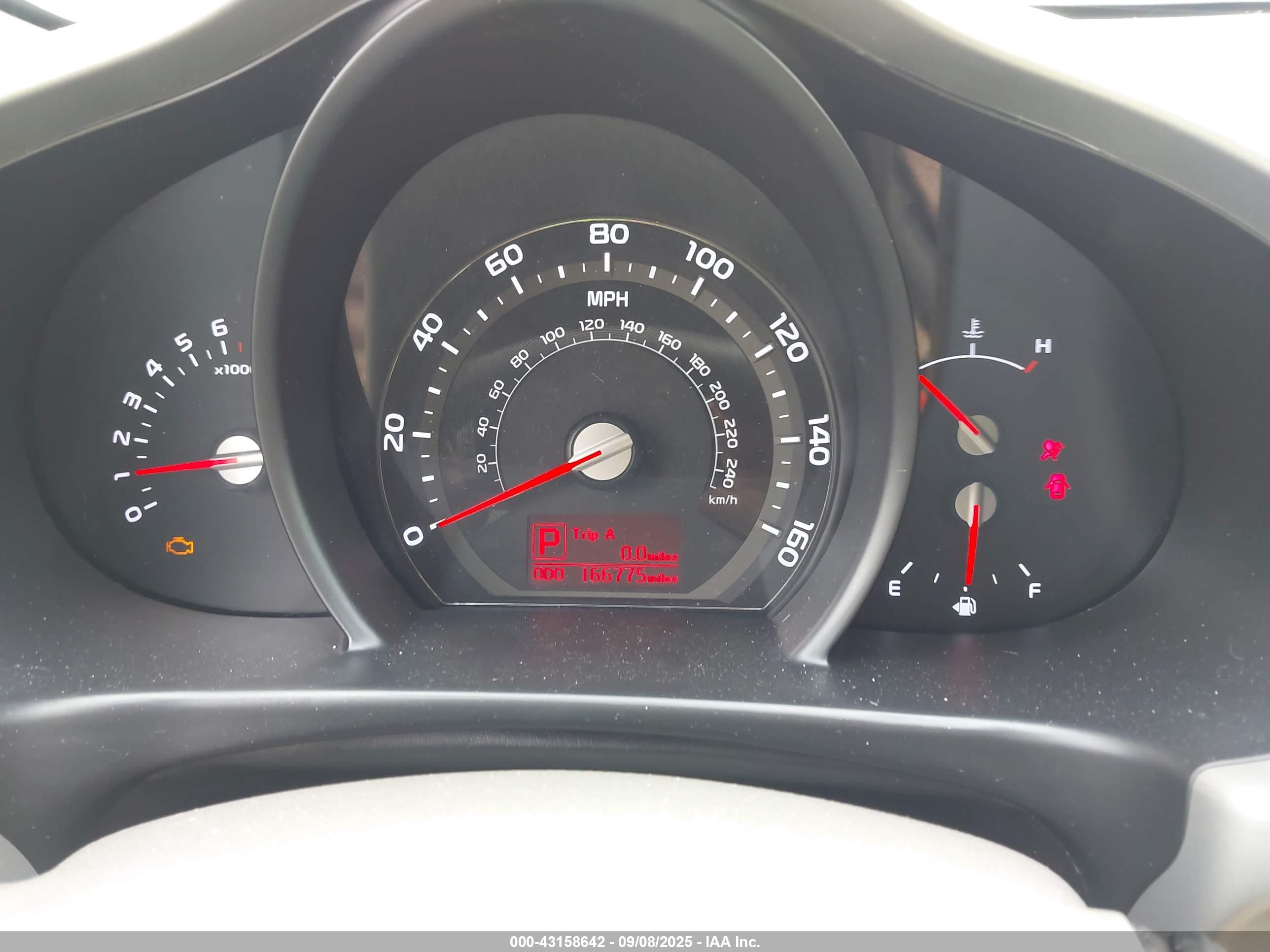 KIA SPORTAGE image 7