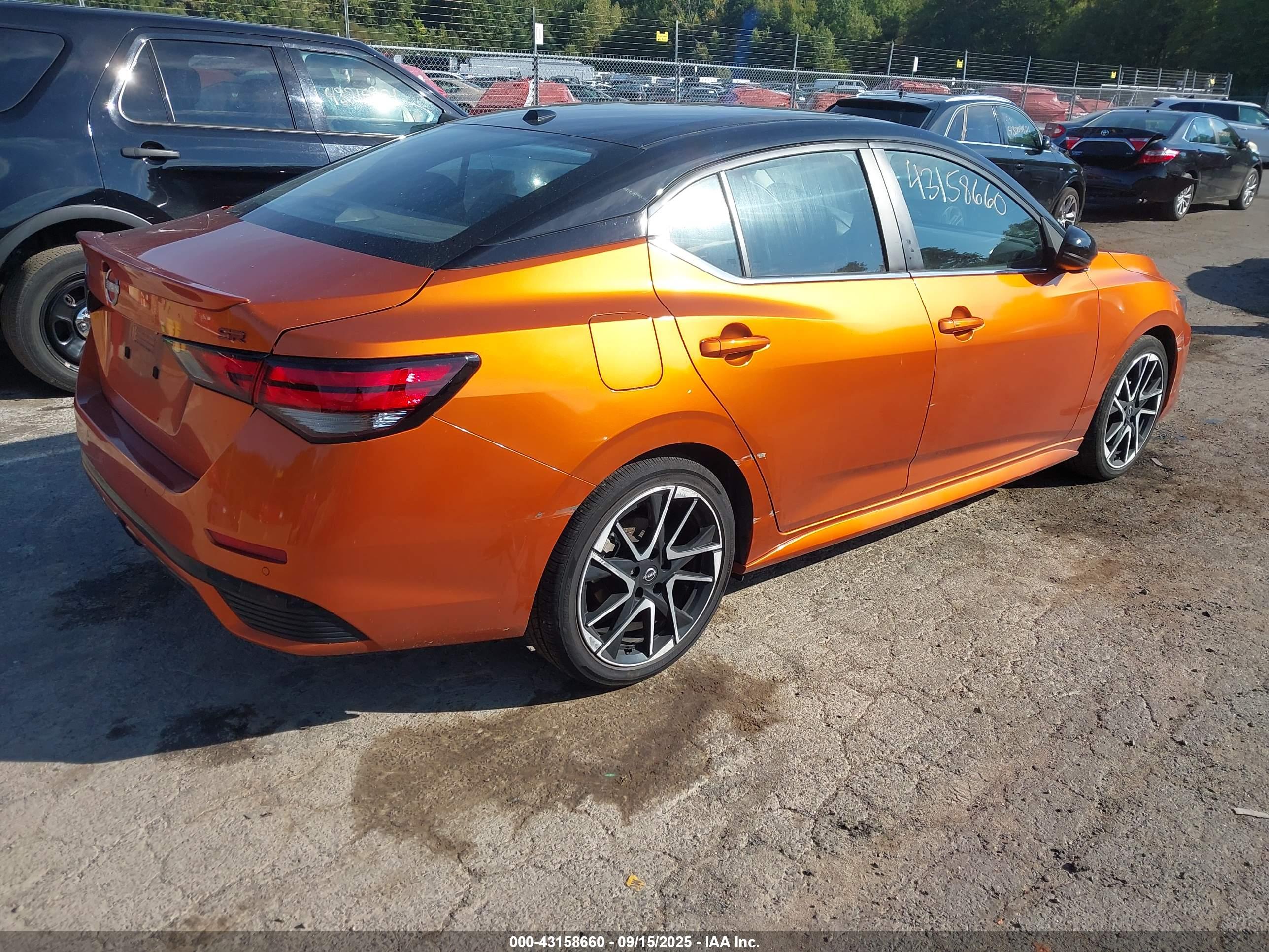 NISSAN SENTRA image 4