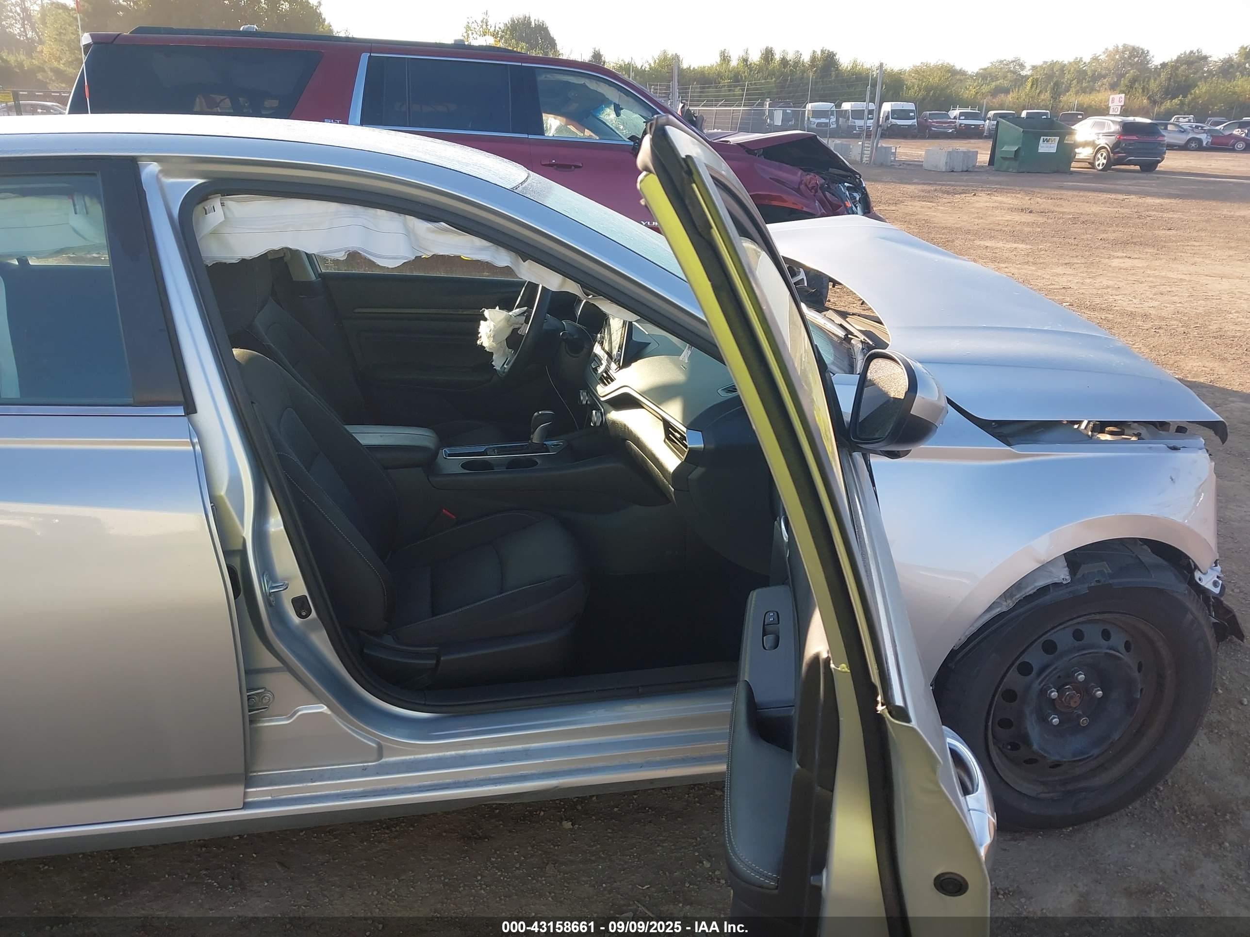 NISSAN ALTIMA image 5