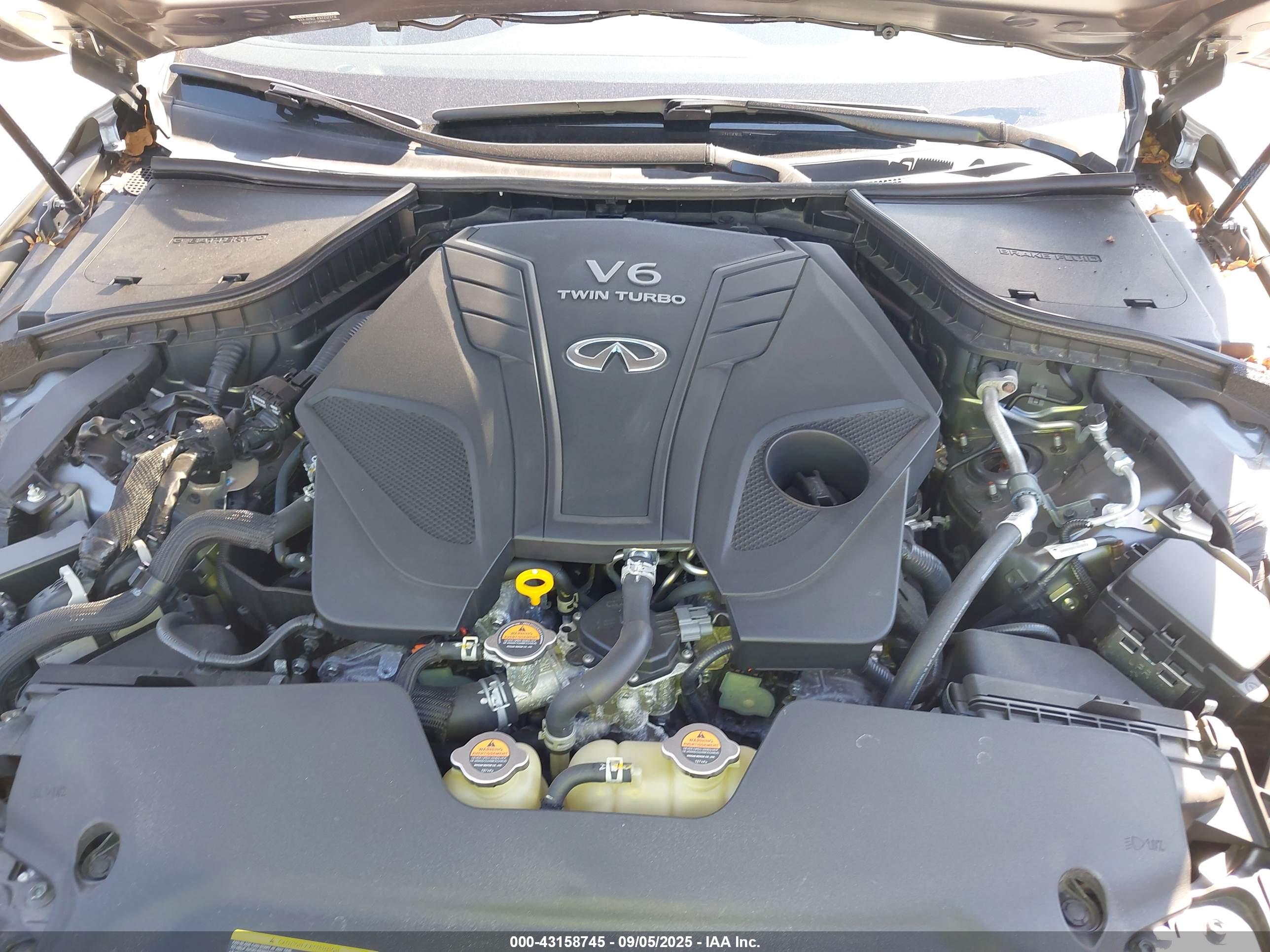 INFINITI Q50 image 10