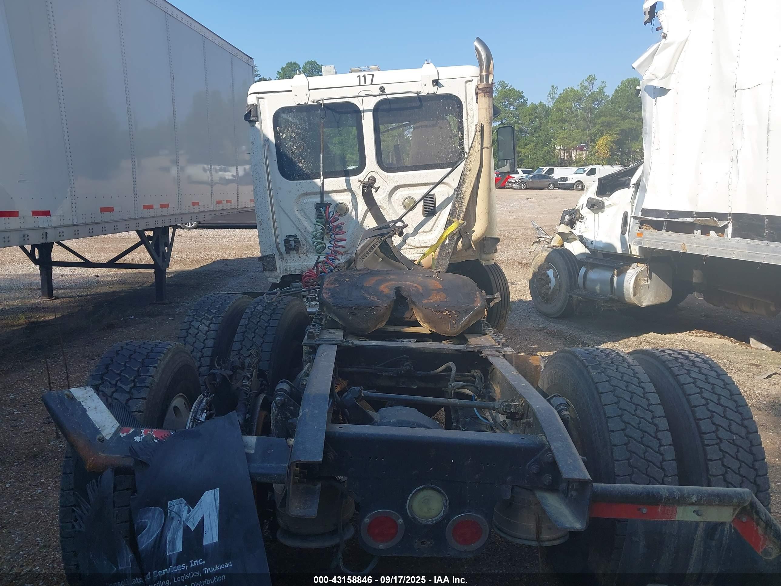 FREIGHTLINER CASCADIA image 7