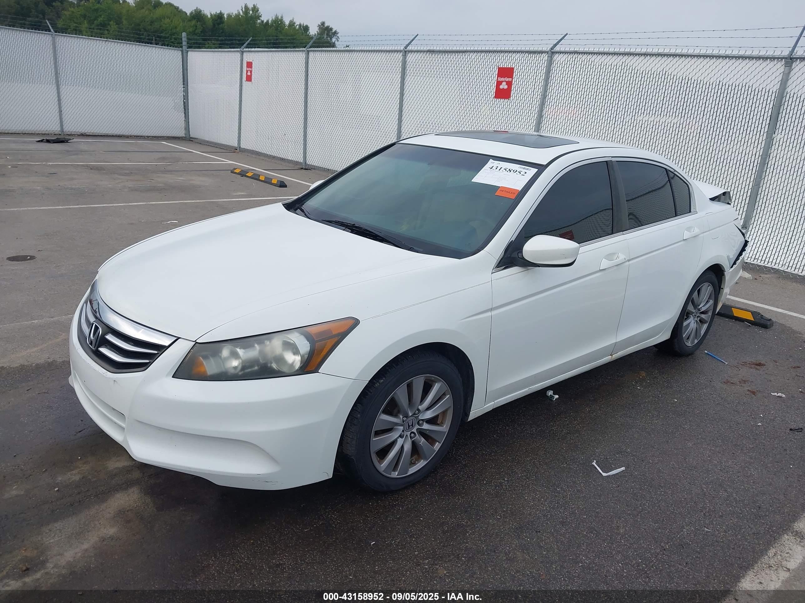 HONDA ACCORD image 2