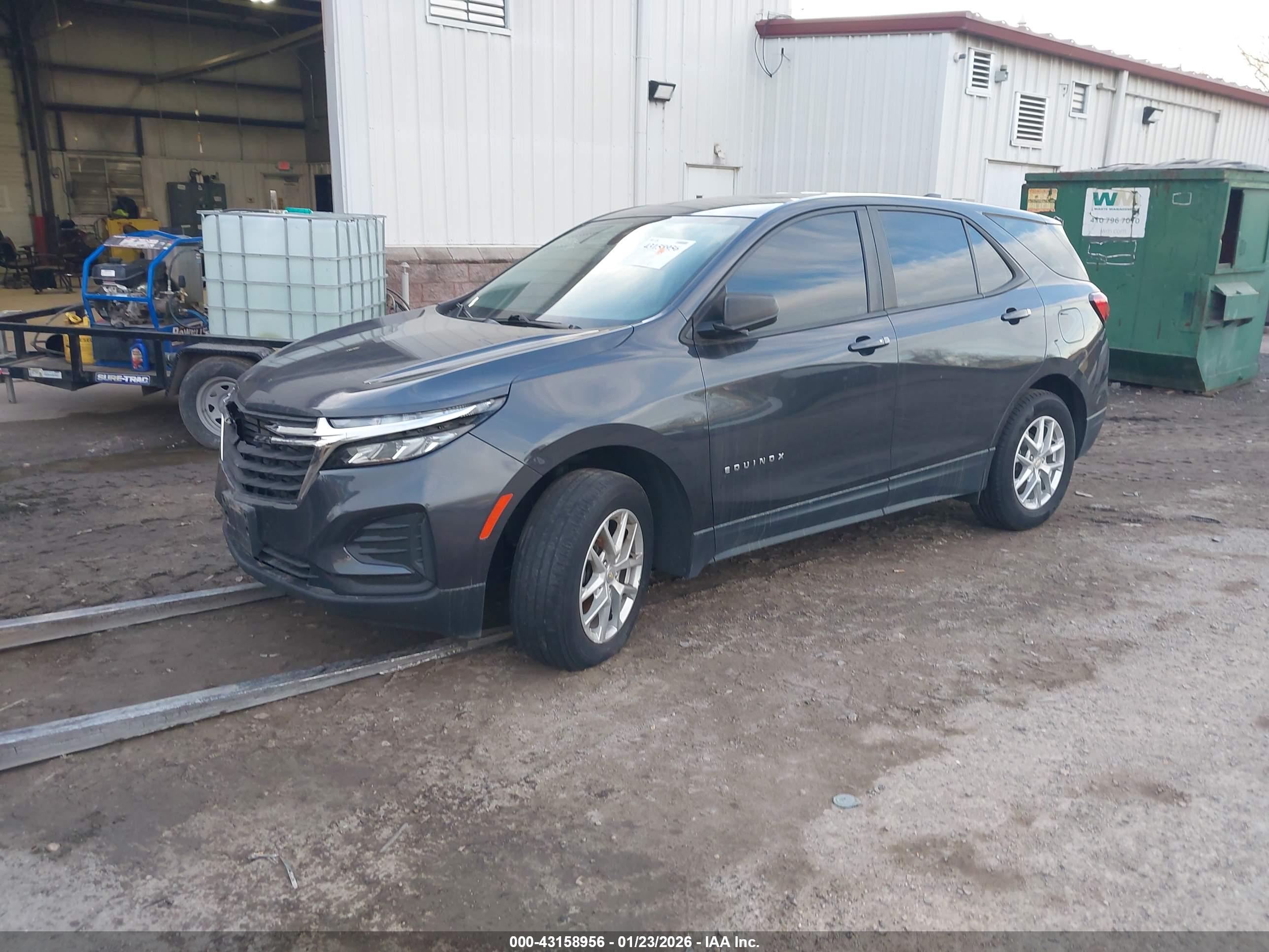 CHEVROLET EQUINOX image 2