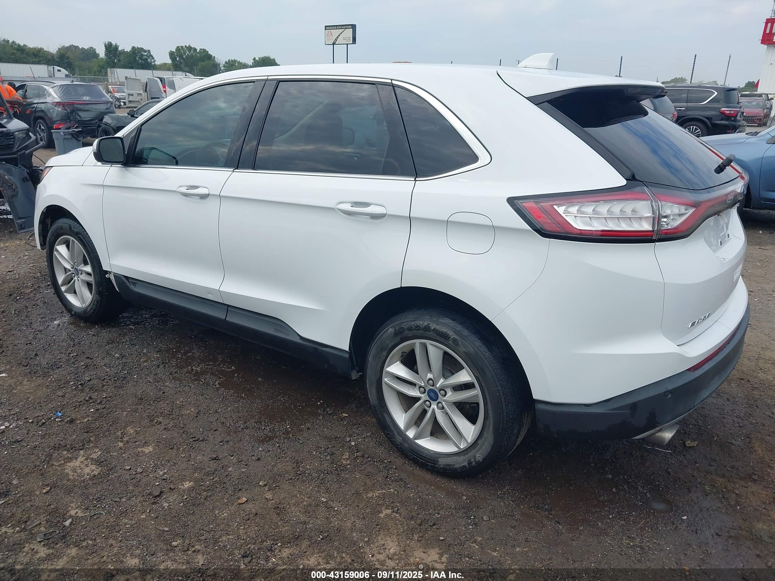 FORD EDGE image 3