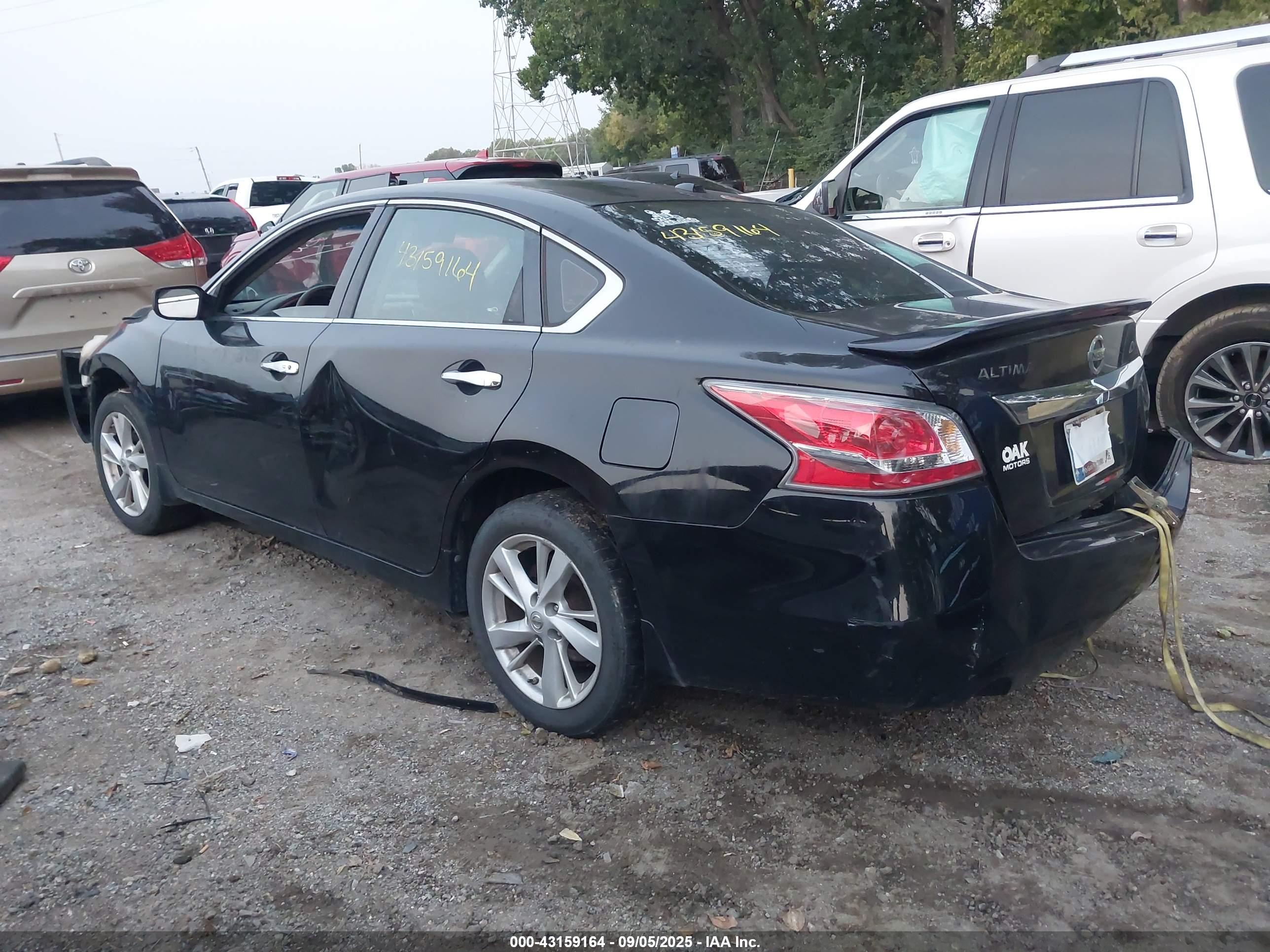 NISSAN ALTIMA image 3