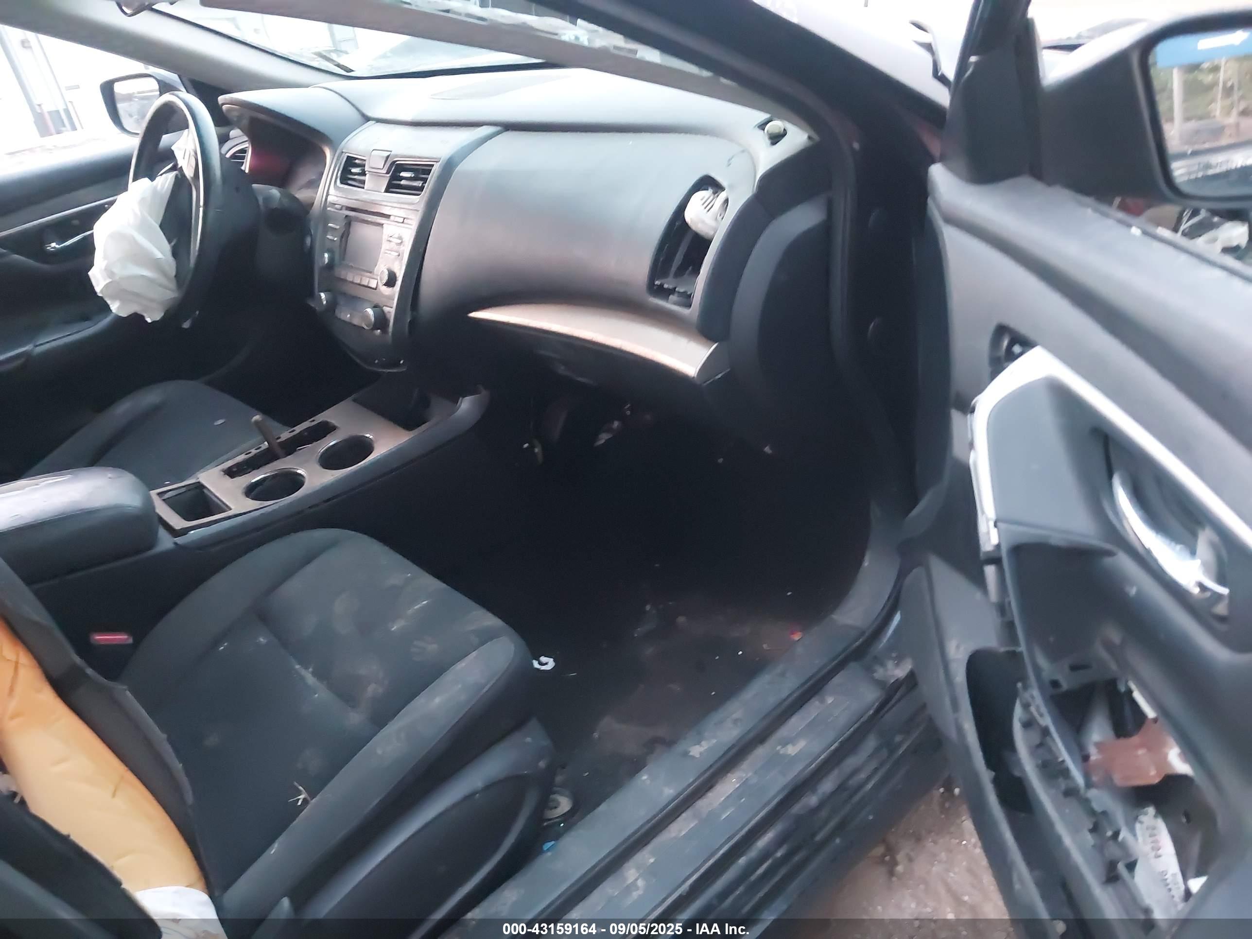 NISSAN ALTIMA image 5