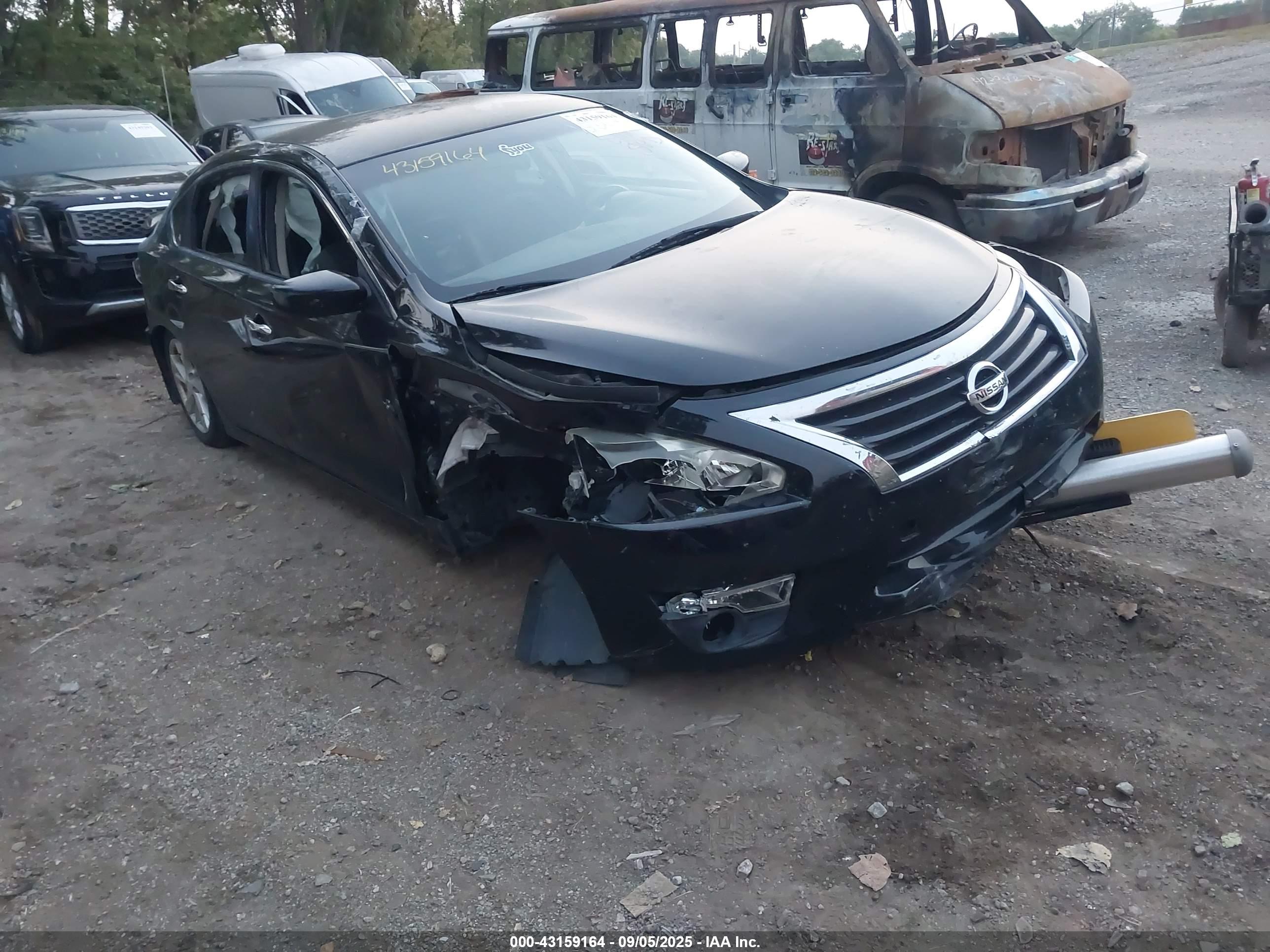 NISSAN ALTIMA image 6