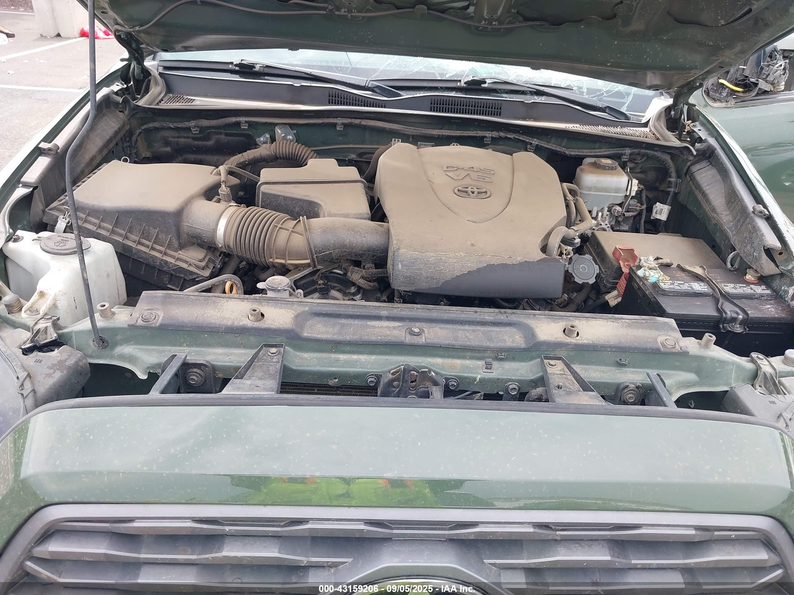 TOYOTA TACOMA image 10