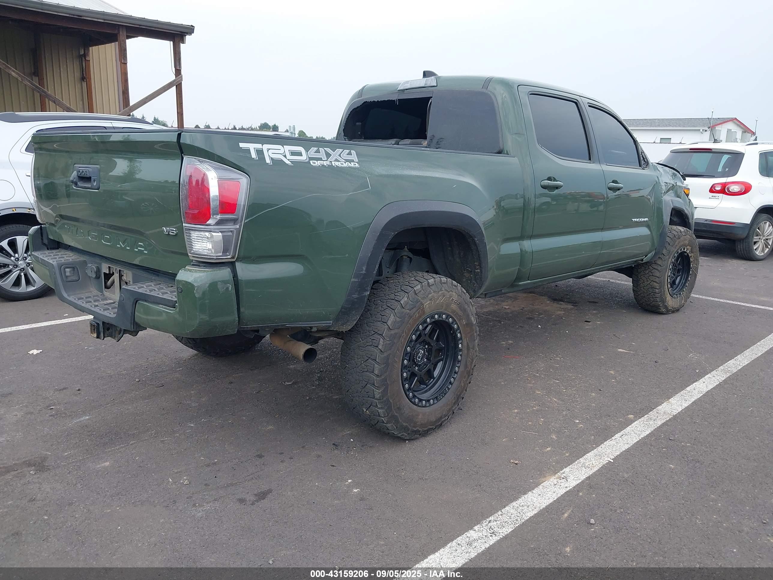TOYOTA TACOMA image 4