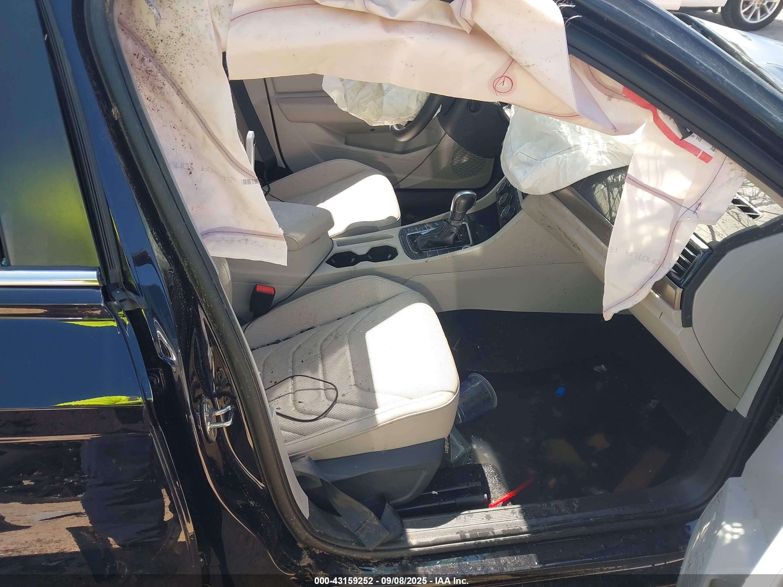 VOLKSWAGEN JETTA image 5