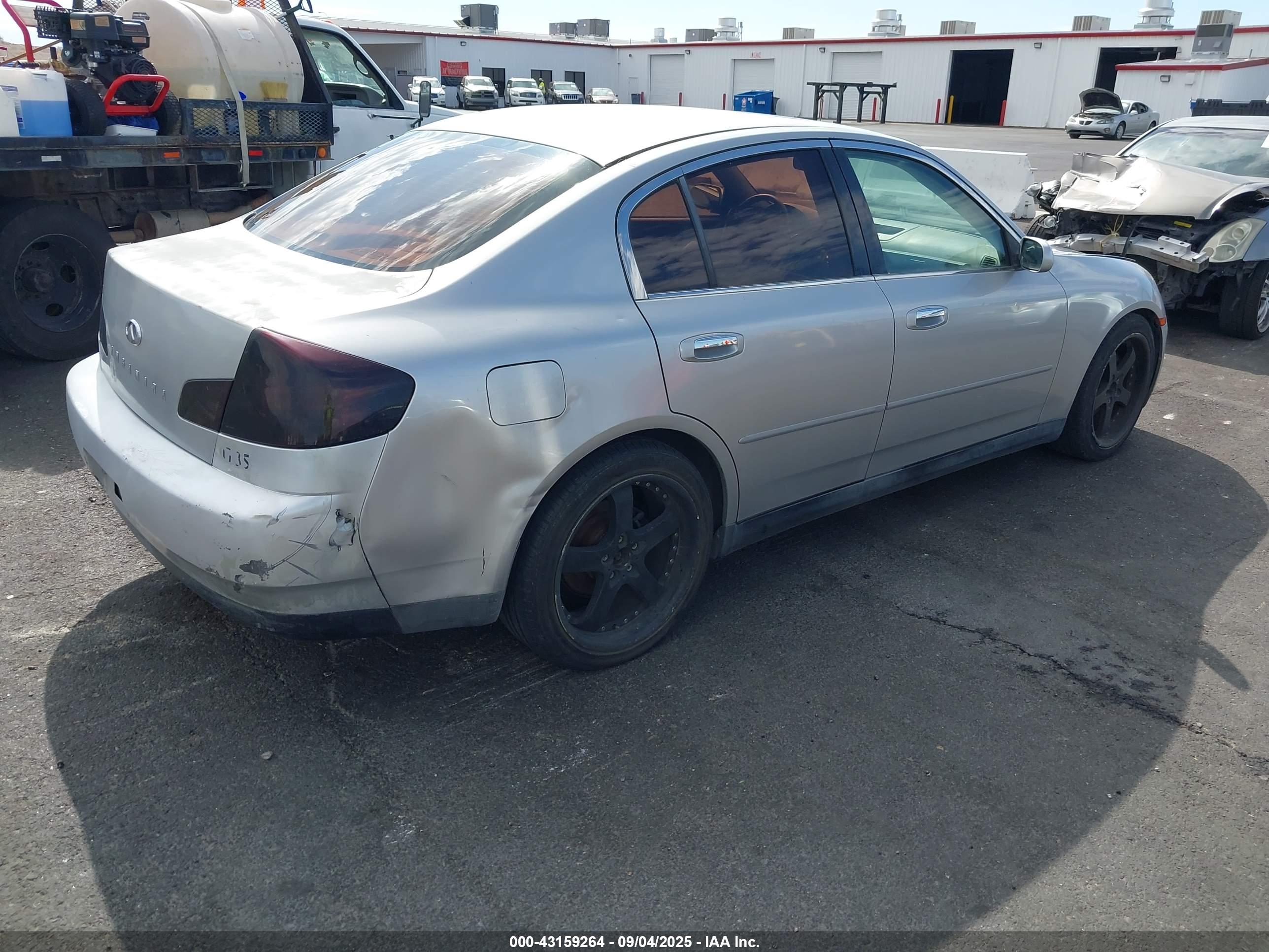 INFINITI G35 image 4