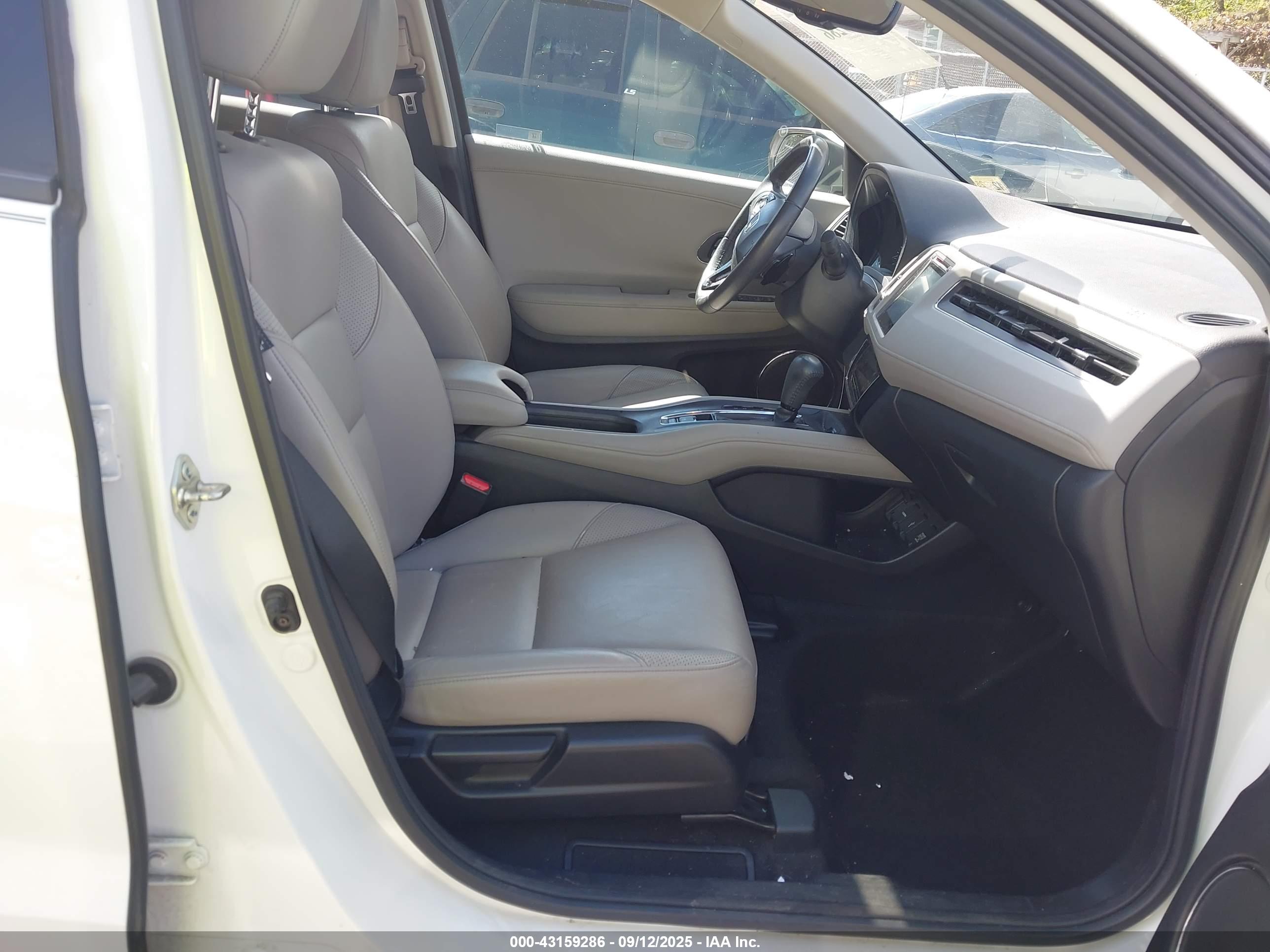 HONDA HR-V image 5