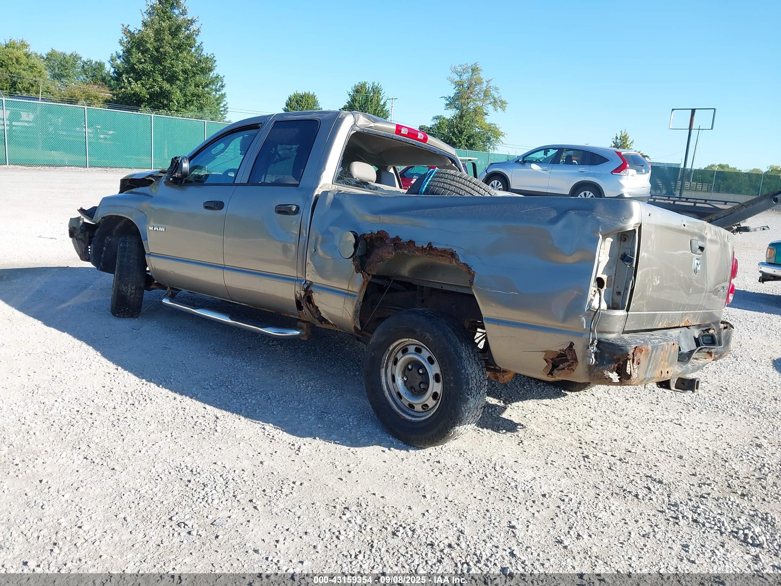 DODGE RAM image 3