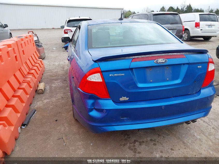 FORD FUSION image 3