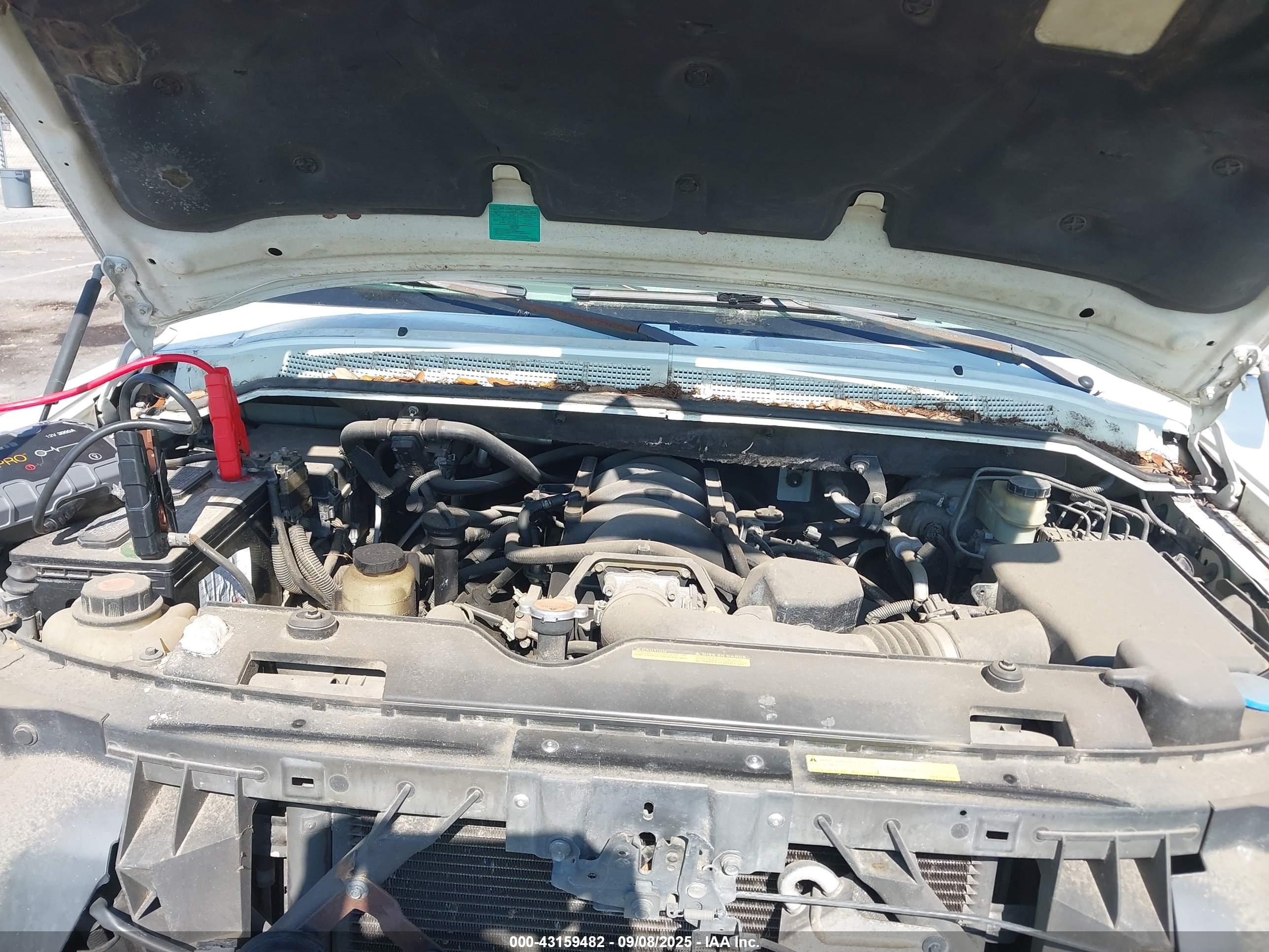 INFINITI QX56 image 10
