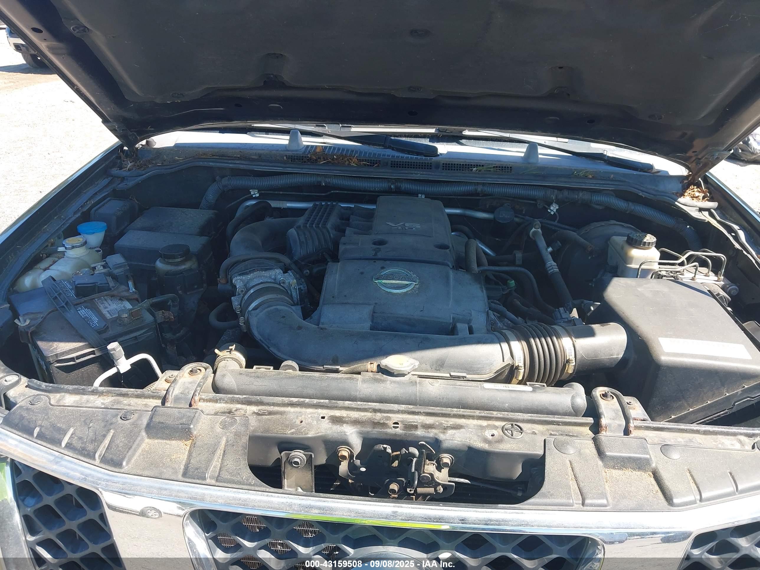 NISSAN FRONTIER image 10