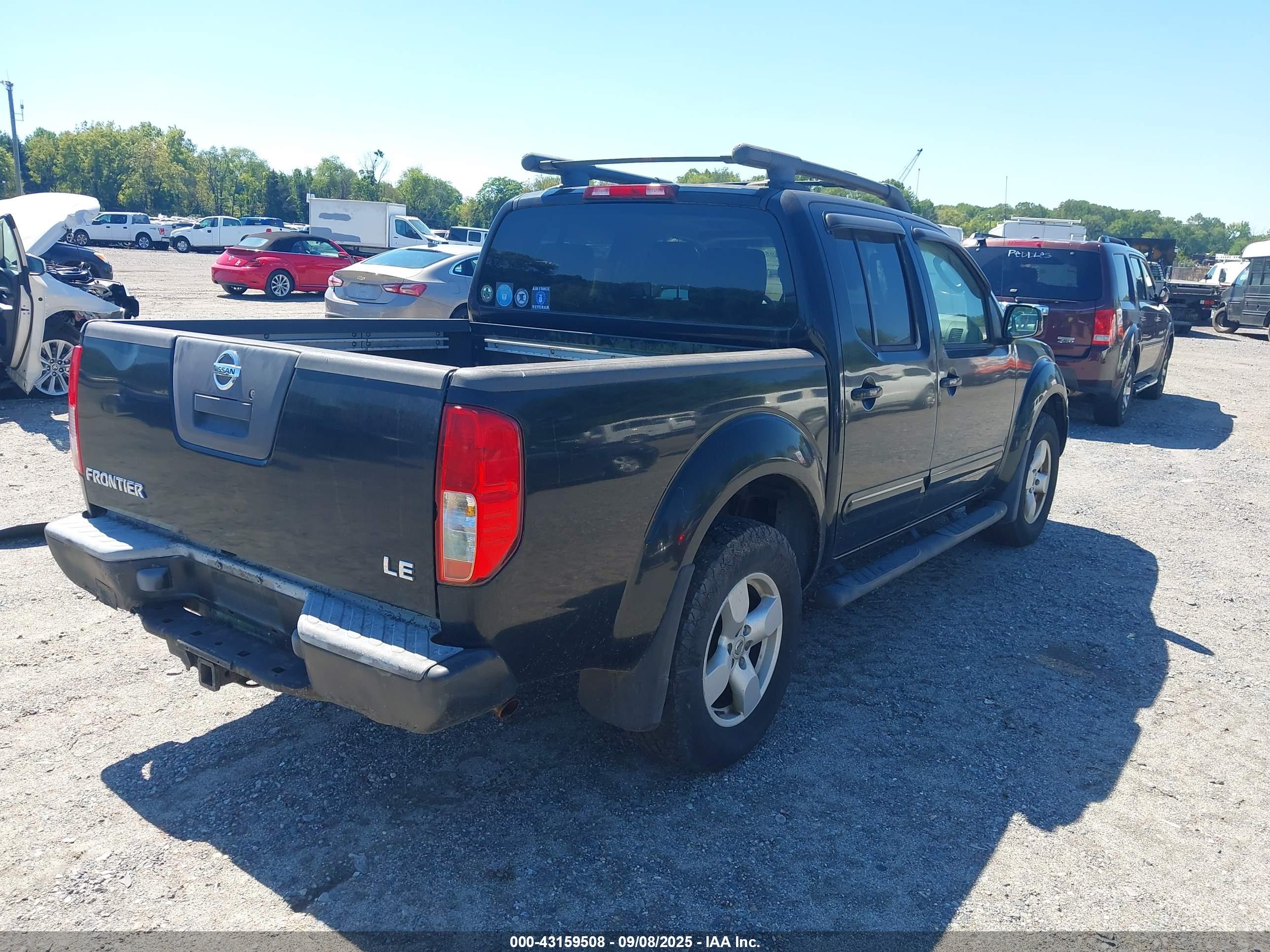 NISSAN FRONTIER image 4