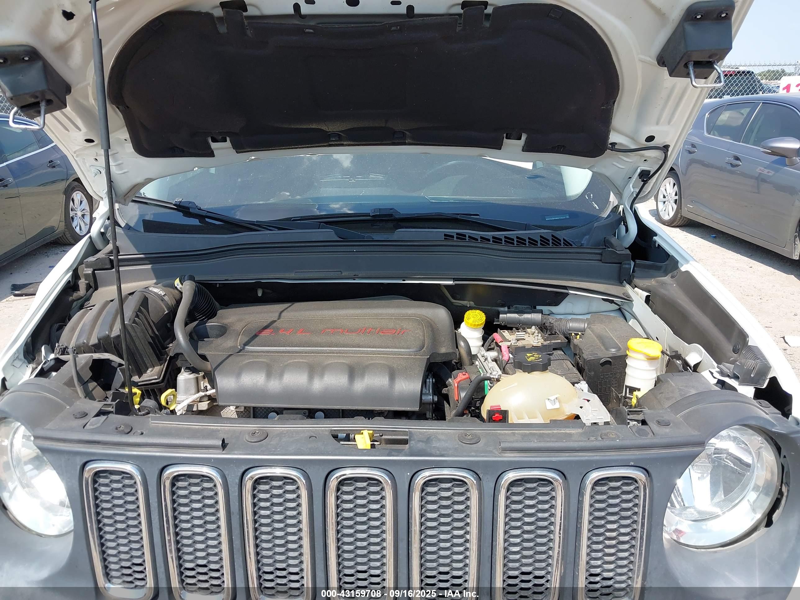 JEEP RENEGADE image 10