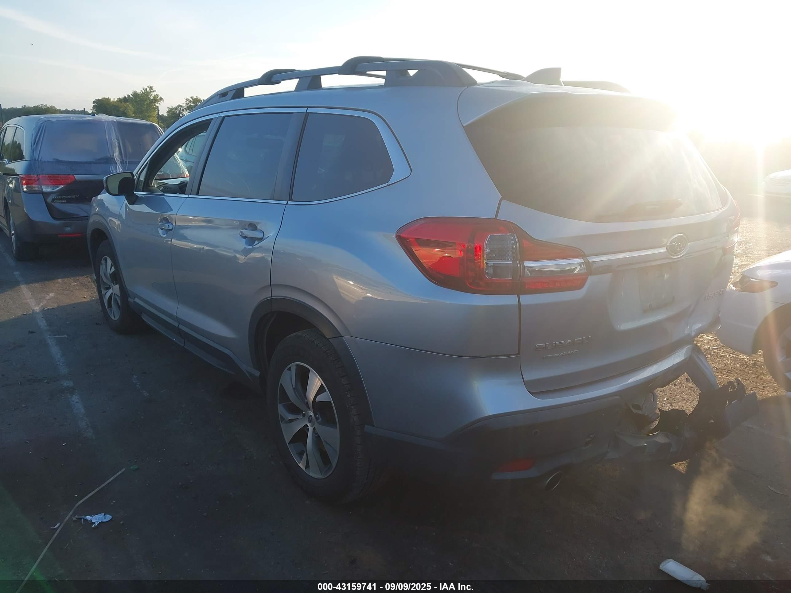 SUBARU ASCENT image 3