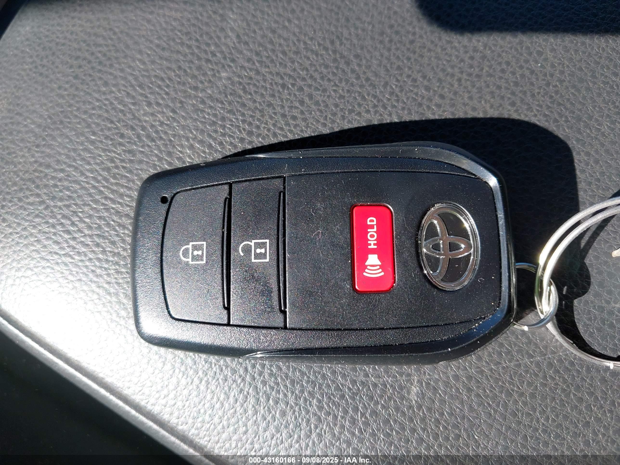 TOYOTA TACOMA image 11
