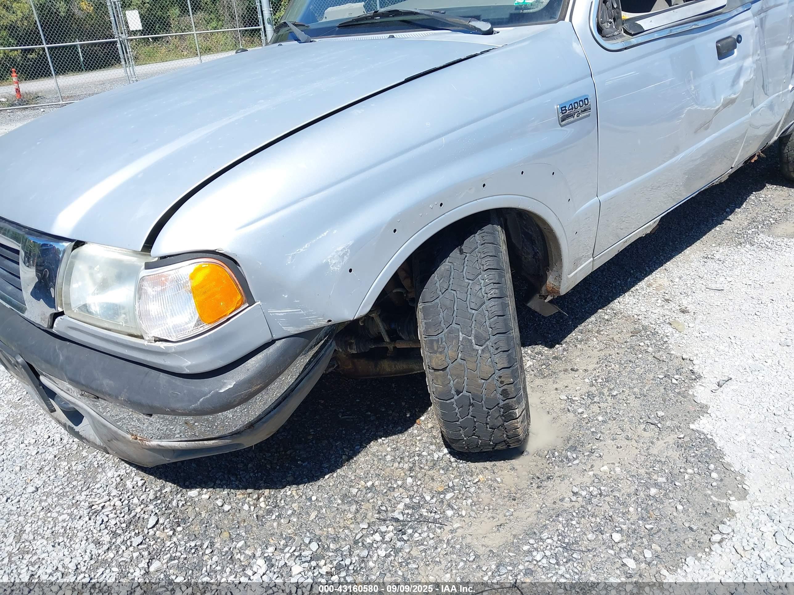 MAZDA B4000 image 6