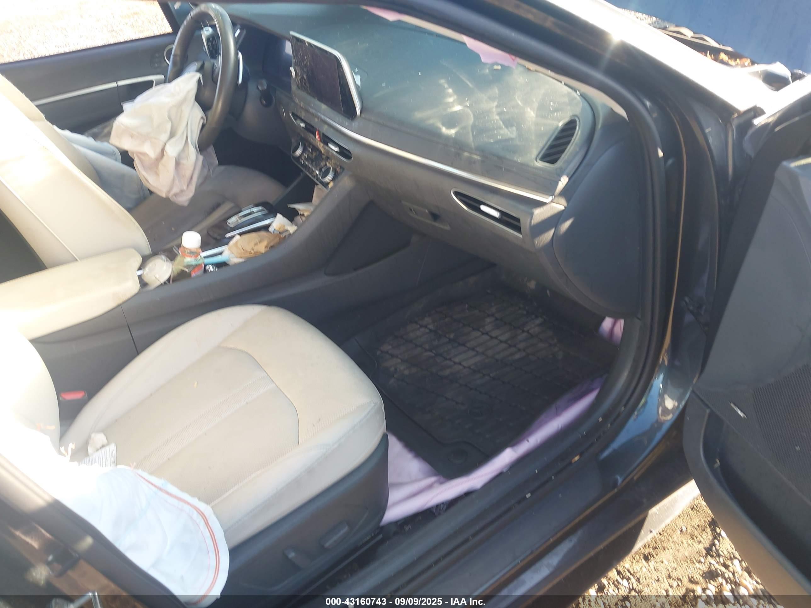 HYUNDAI SONATA image 5