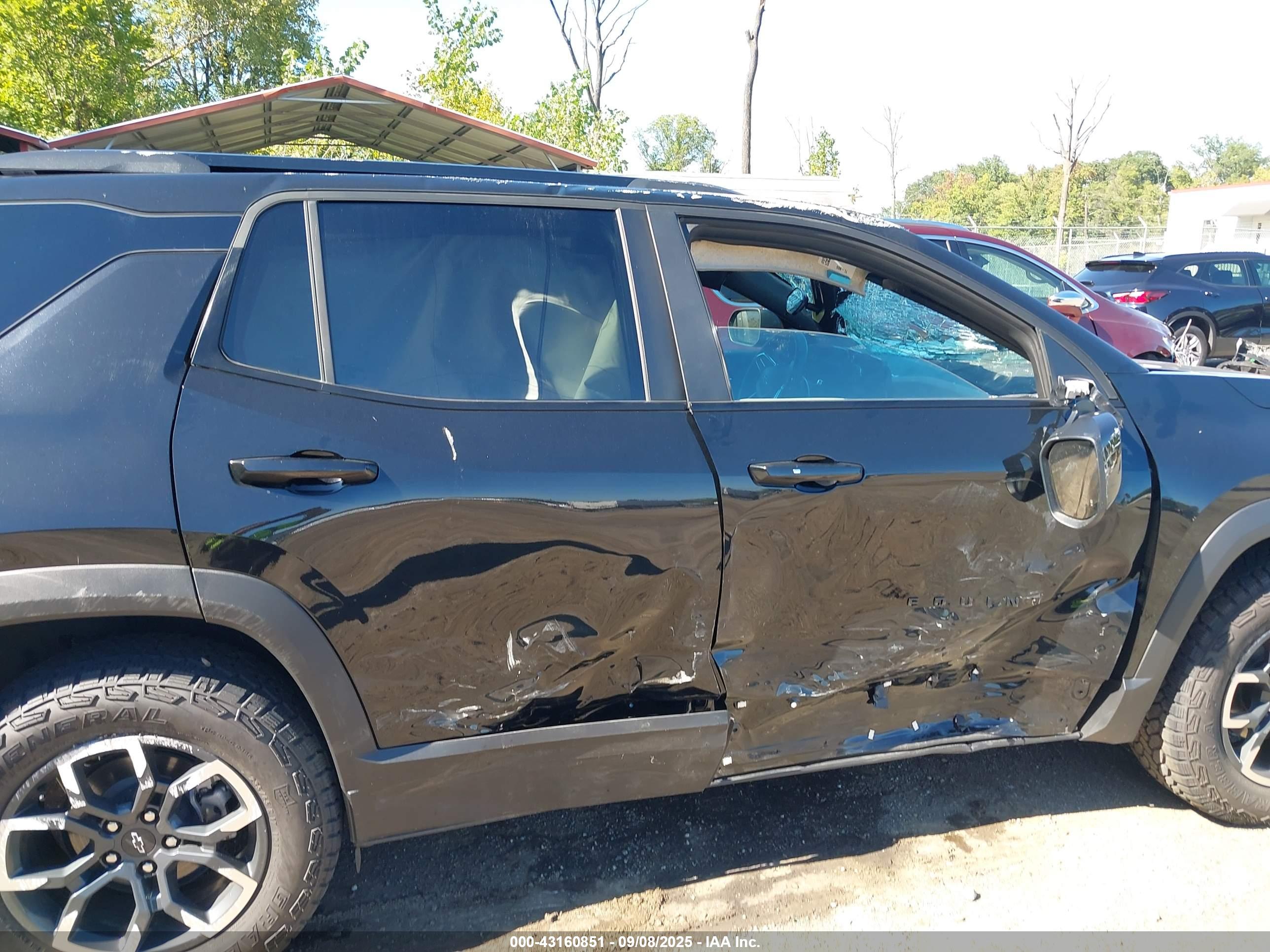 CHEVROLET EQUINOX image 6