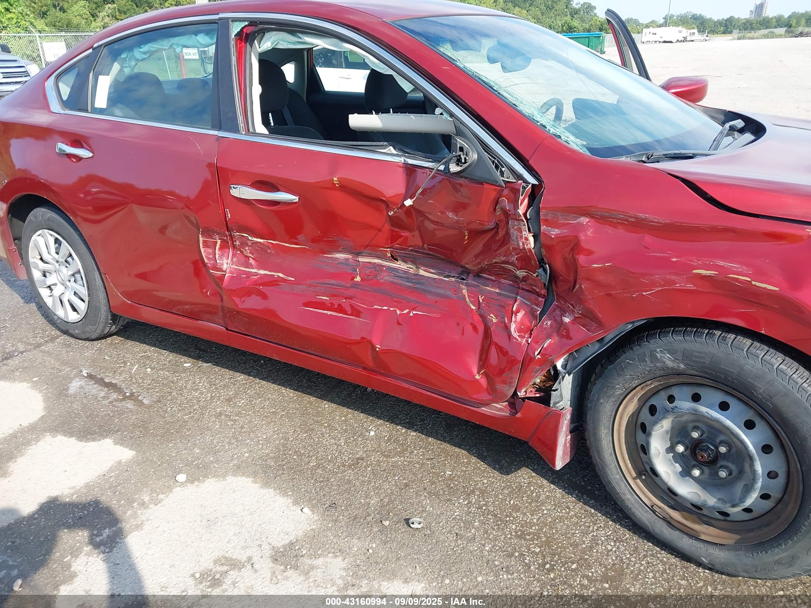 NISSAN ALTIMA image 6