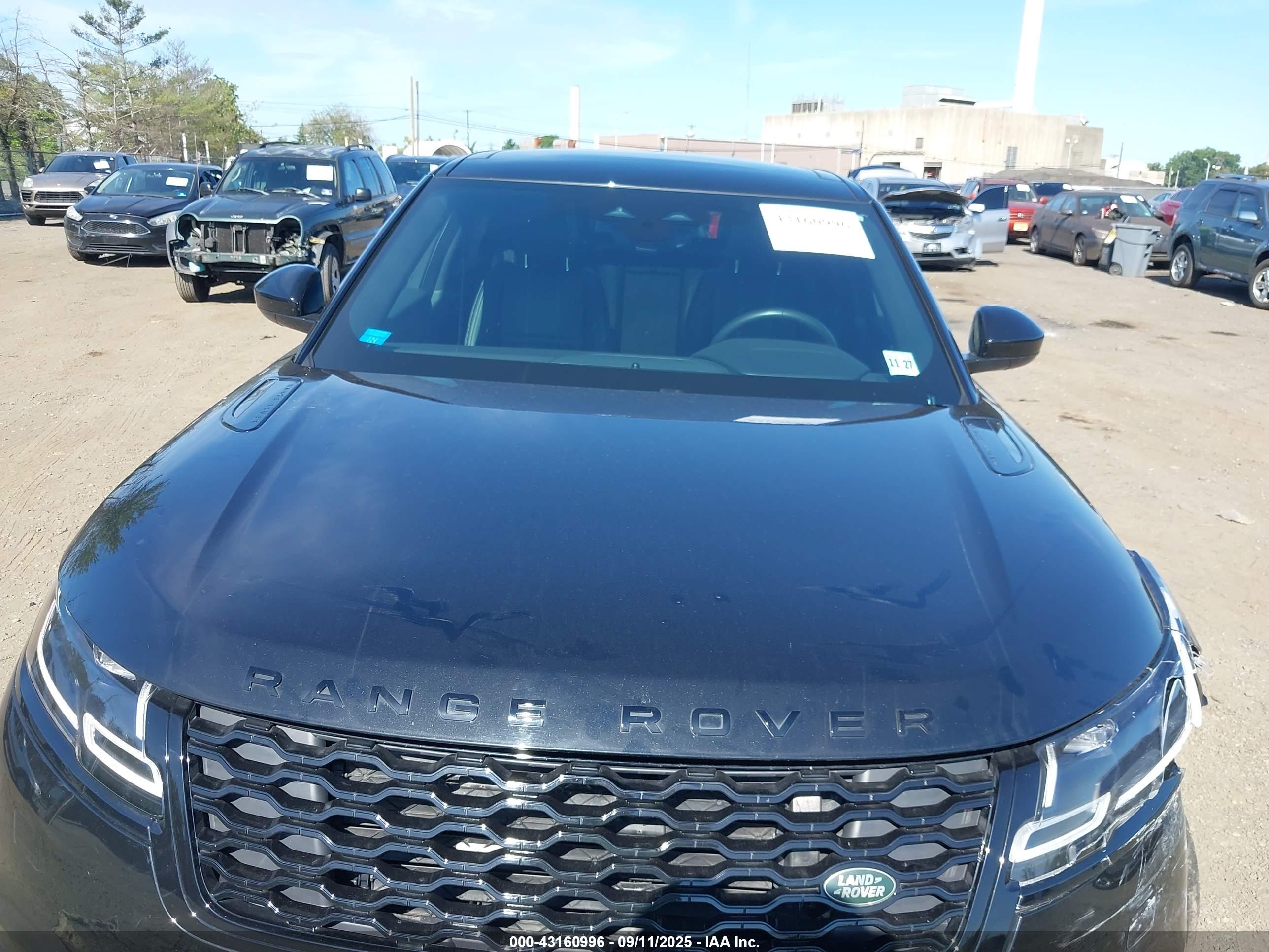 LAND ROVER image 10