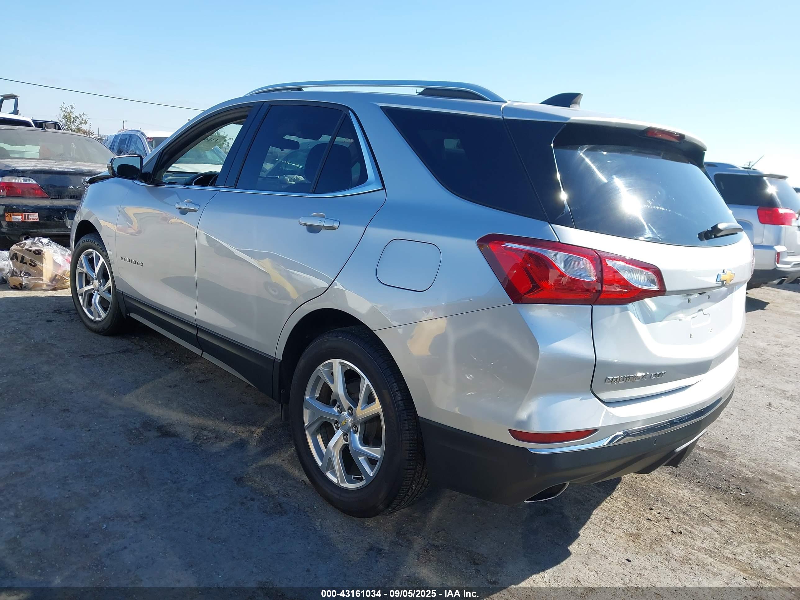 CHEVROLET EQUINOX image 3
