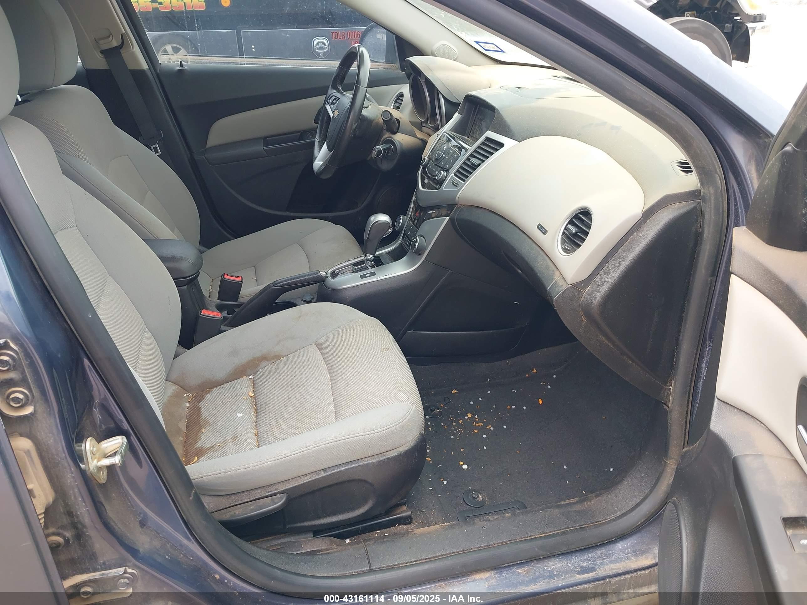 CHEVROLET CRUZE image 5