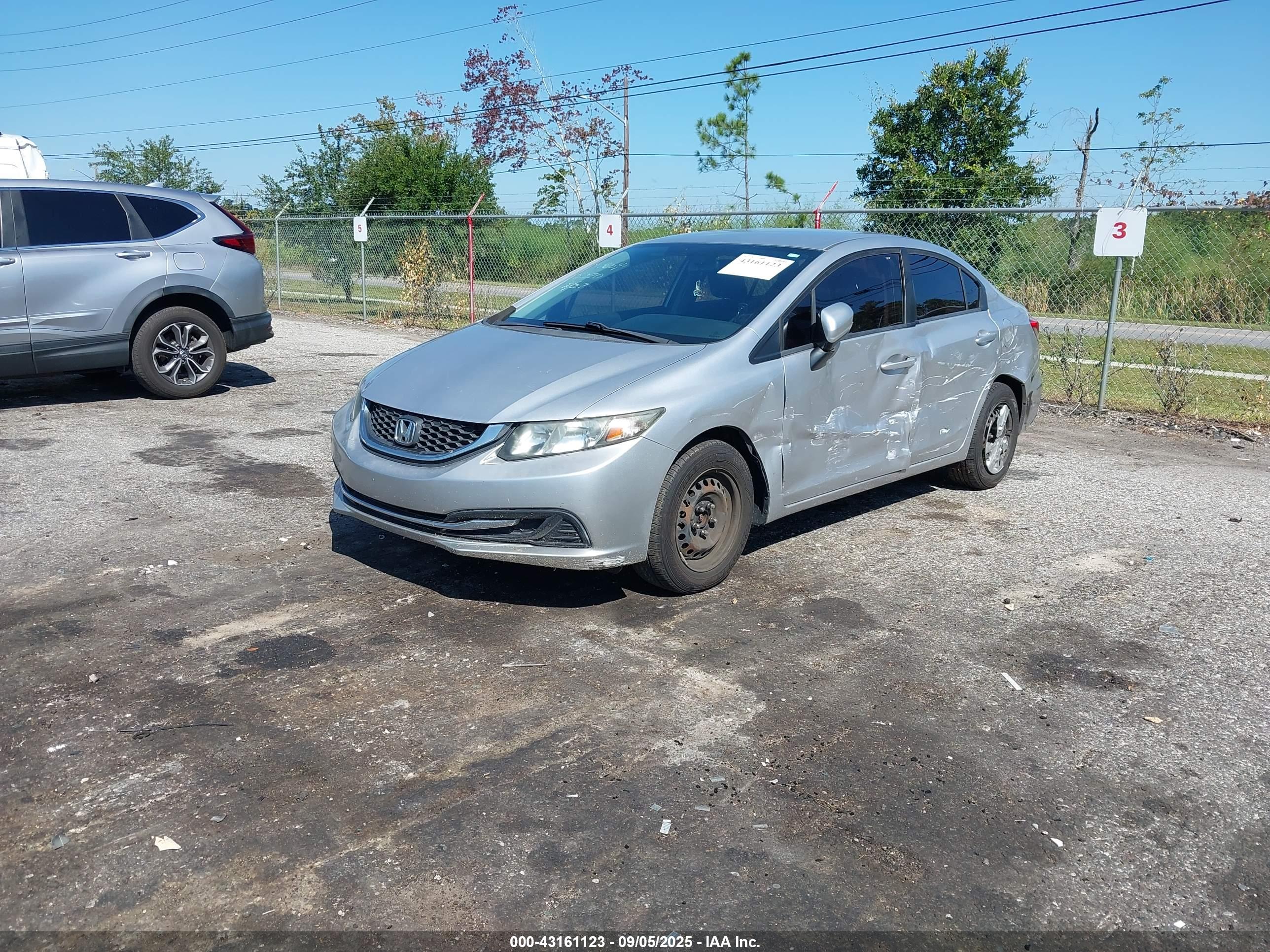 HONDA CIVIC image 2