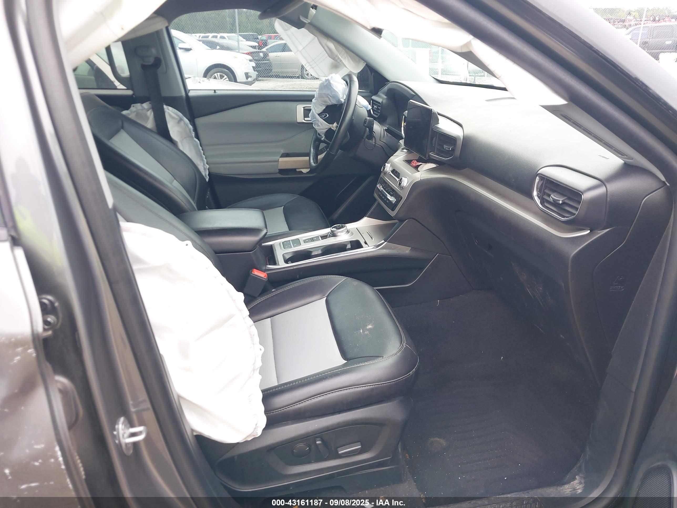FORD EXPLORER image 5