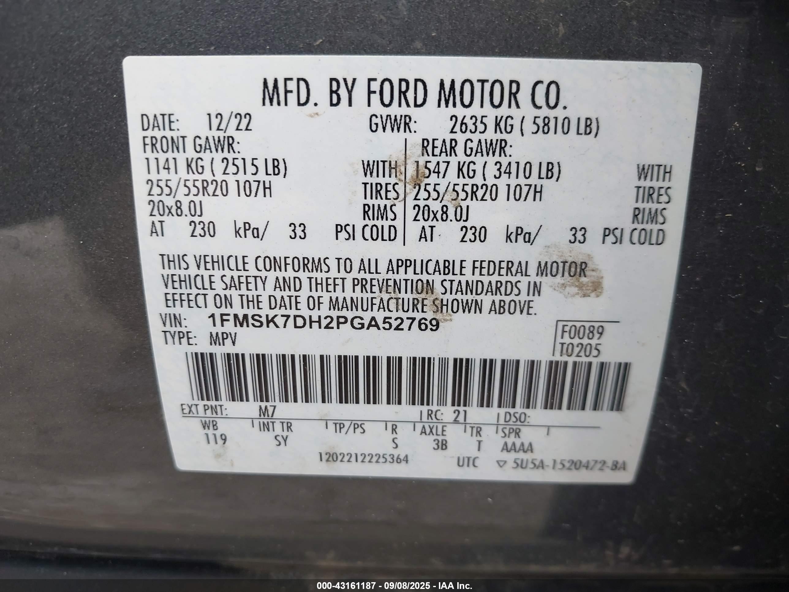 FORD EXPLORER image 9
