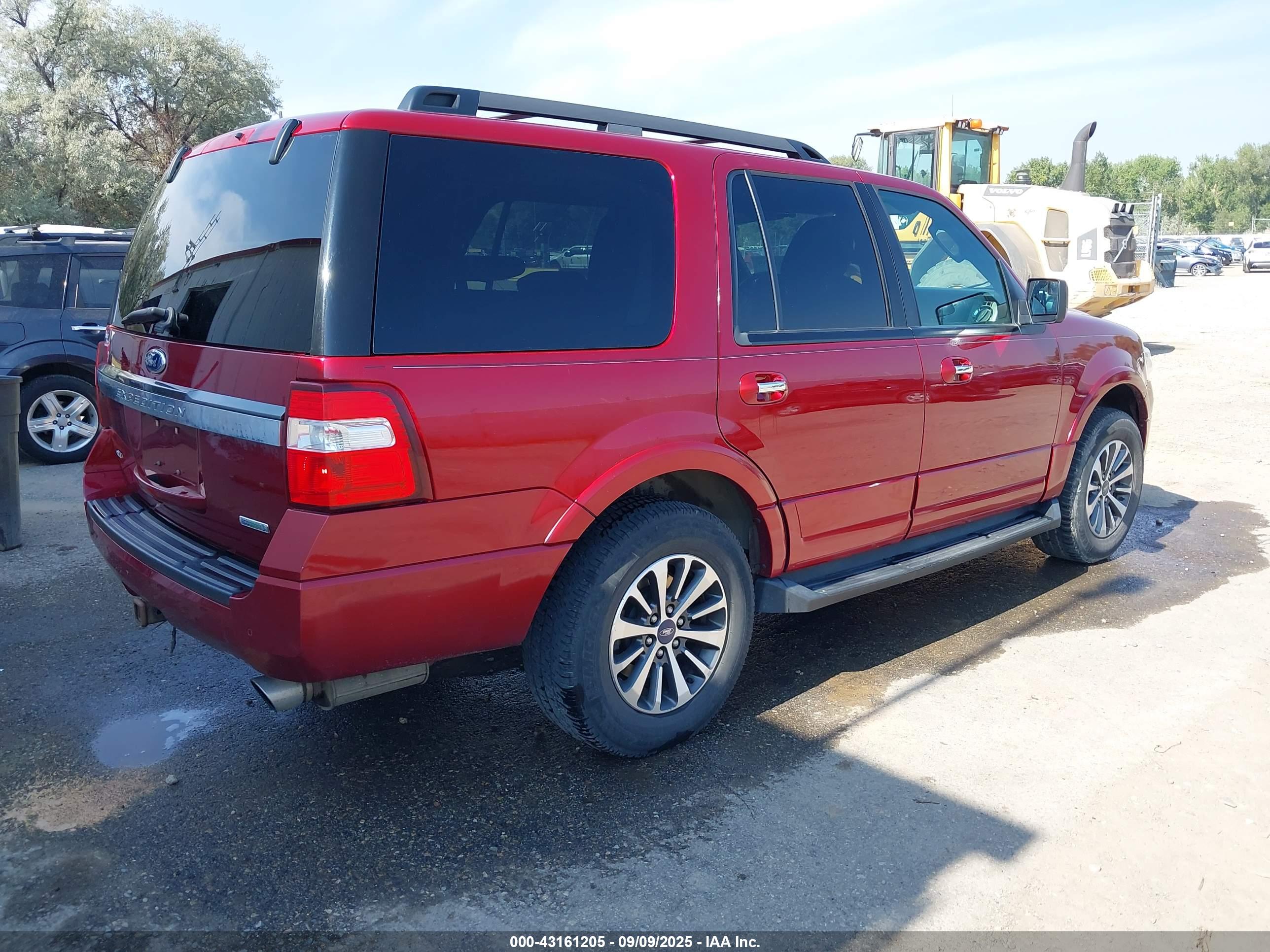 FORD EXPEDITION image 4