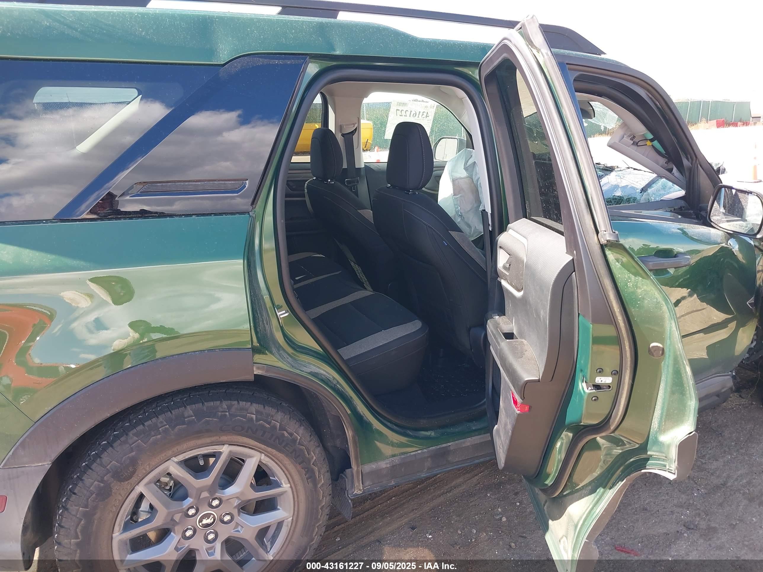 FORD BRONCO image 8