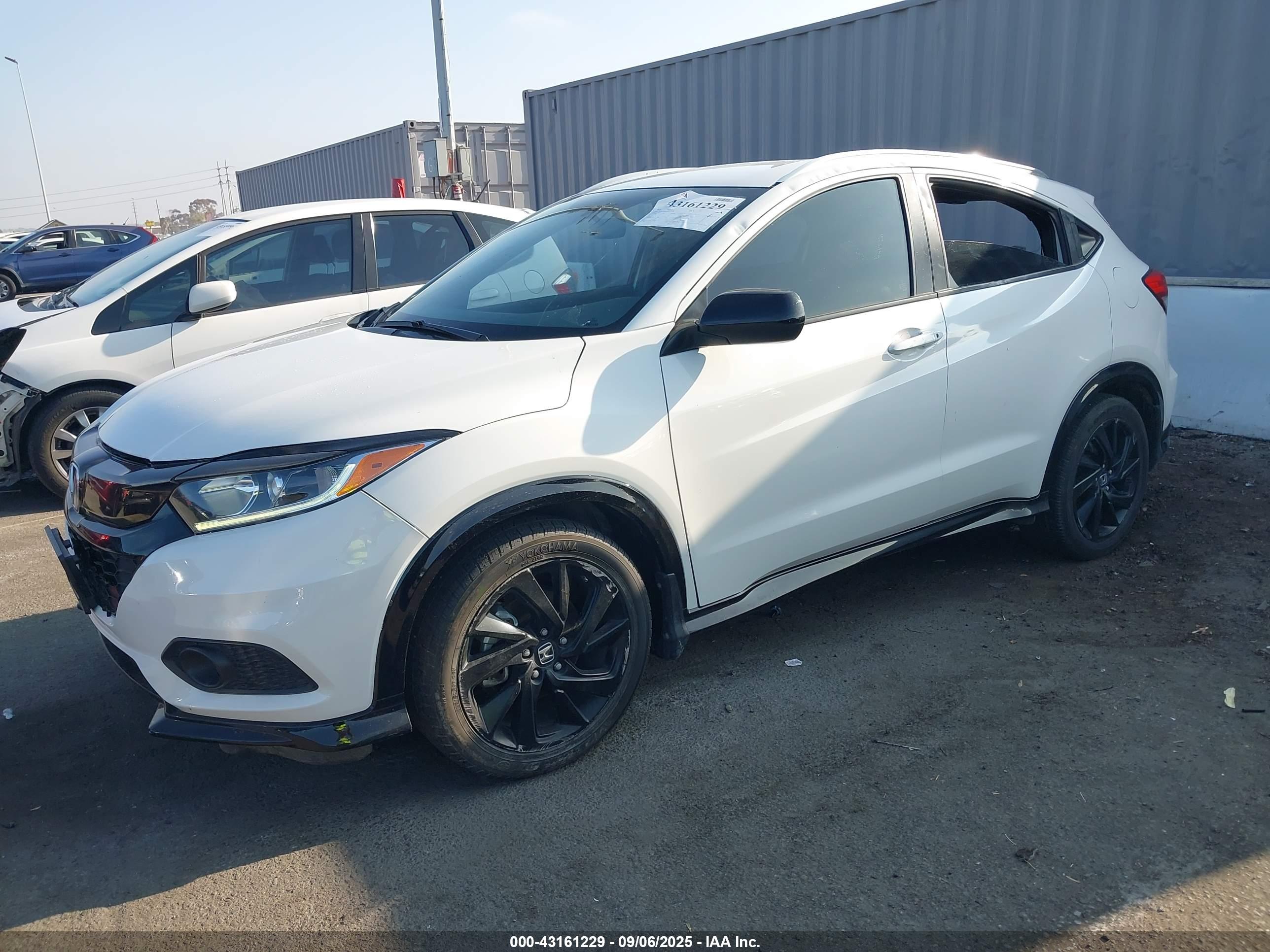 HONDA HR-V image 2