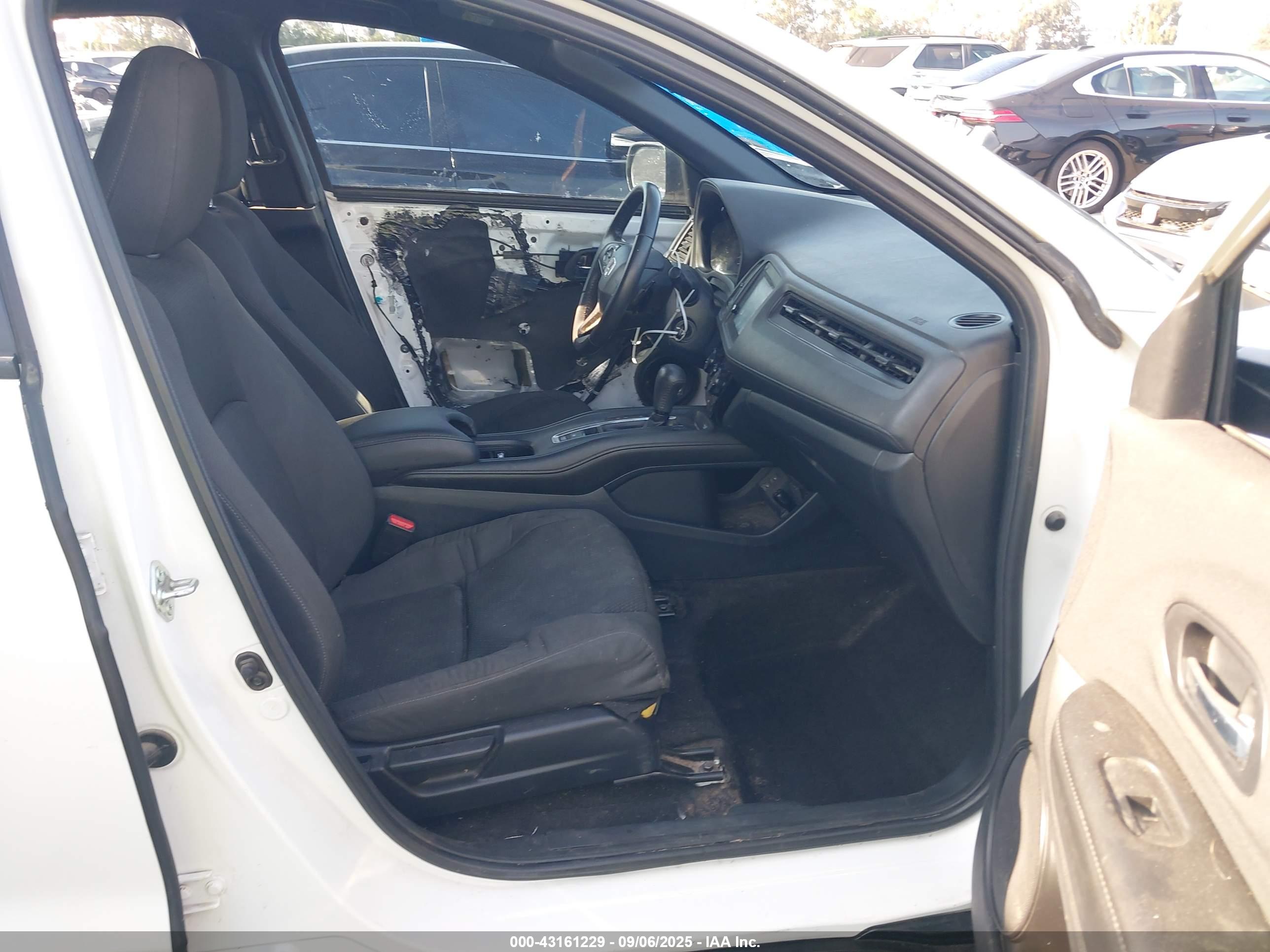 HONDA HR-V image 5