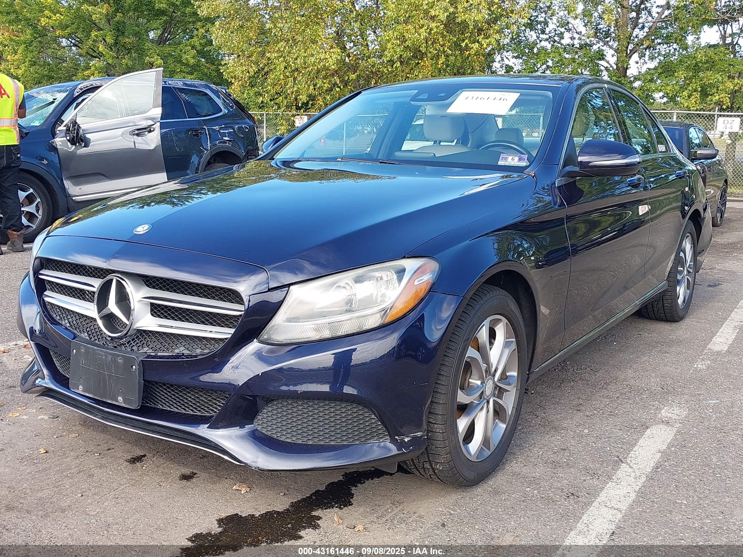 MERCEDES-BENZ C image 2