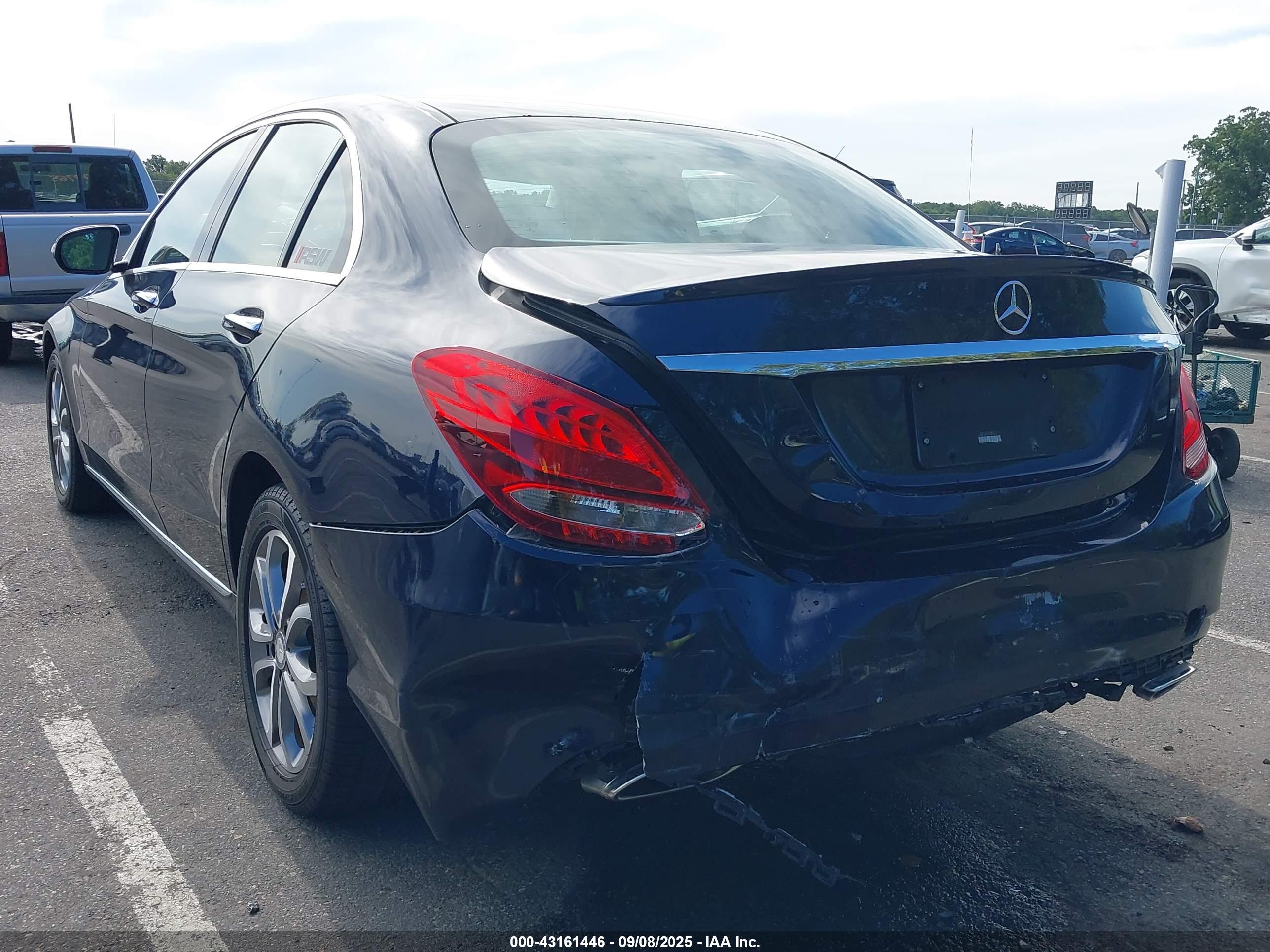 MERCEDES-BENZ C image 3