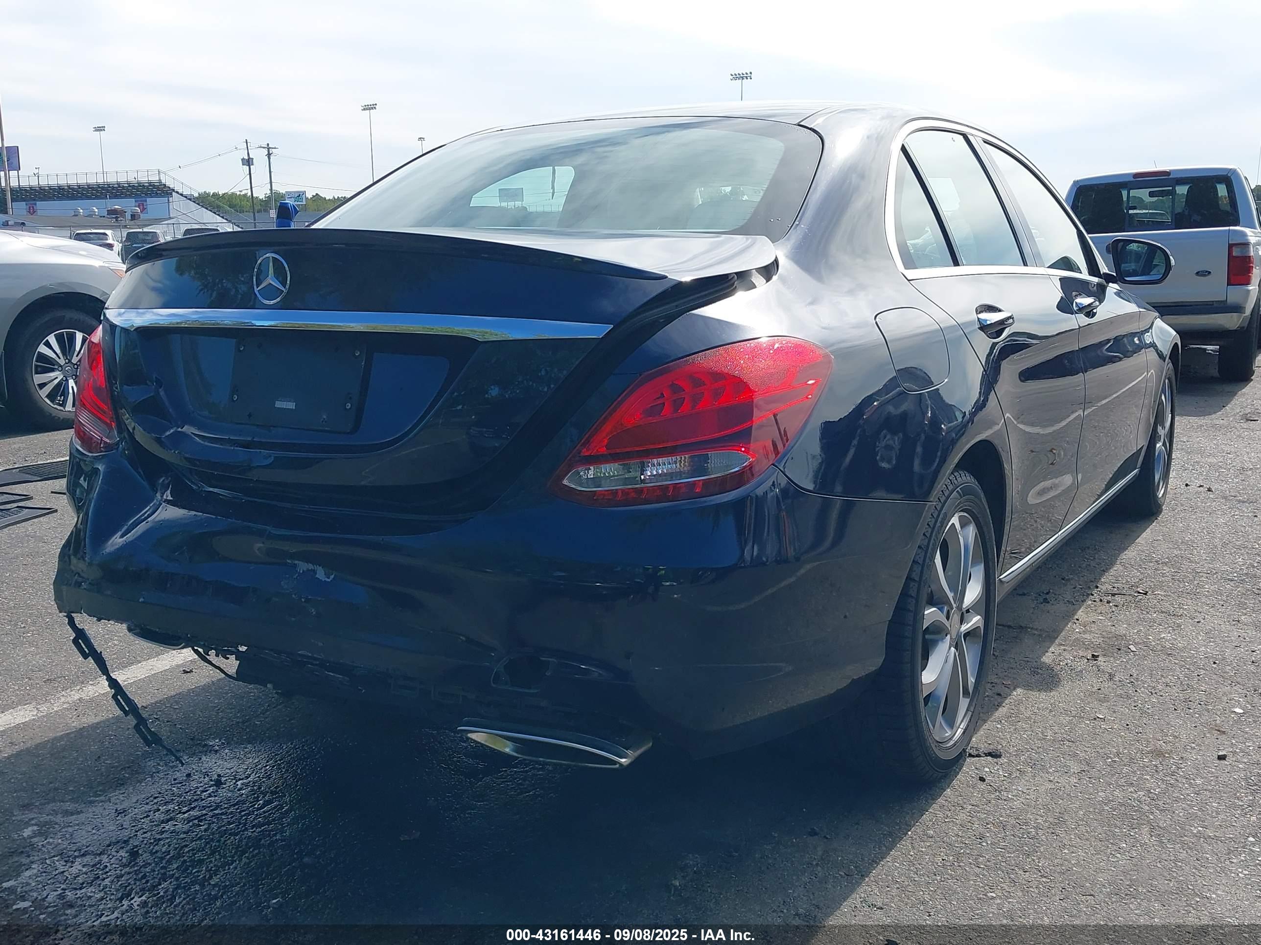 MERCEDES-BENZ C image 4