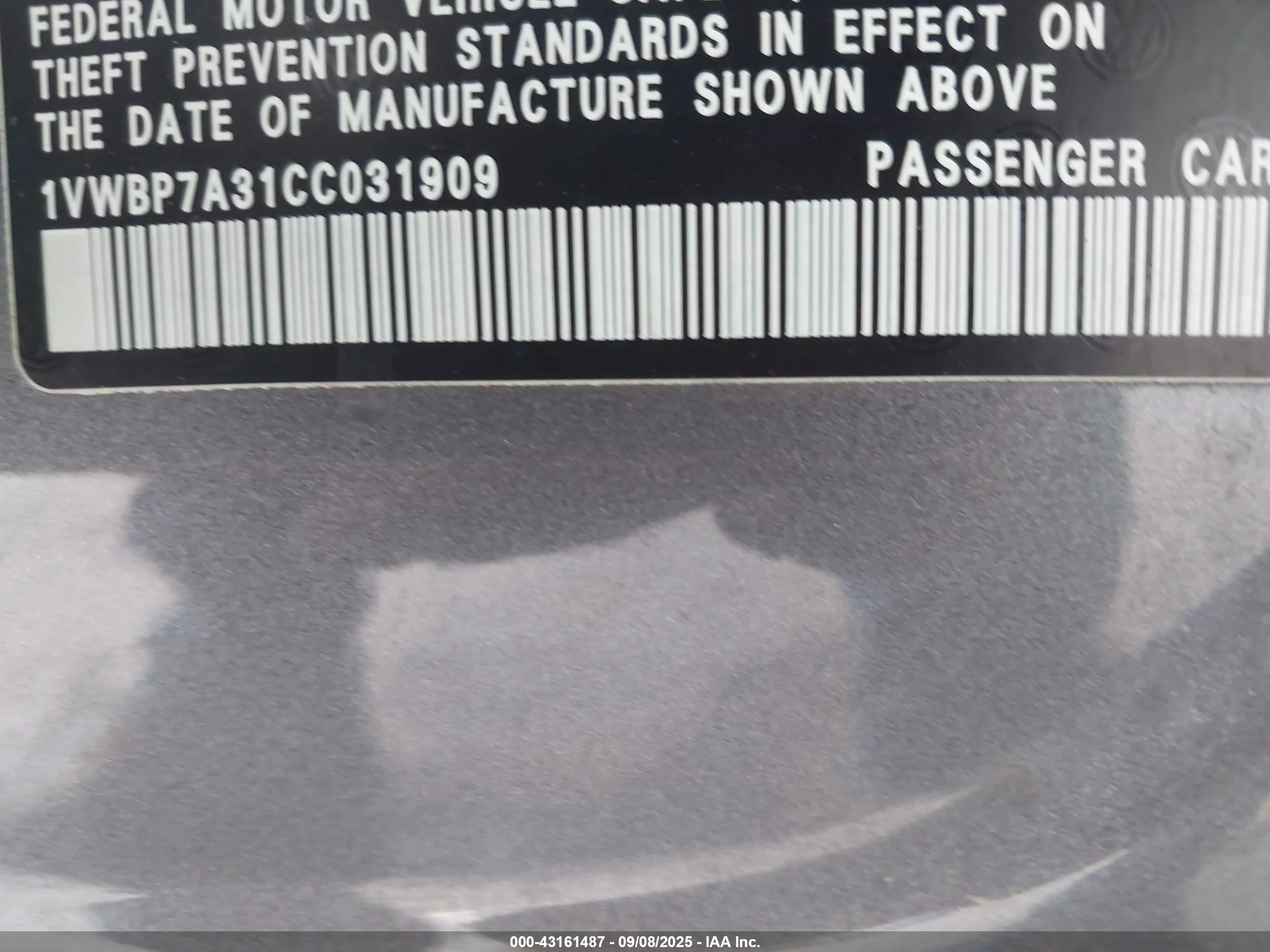 VOLKSWAGEN PASSAT image 9