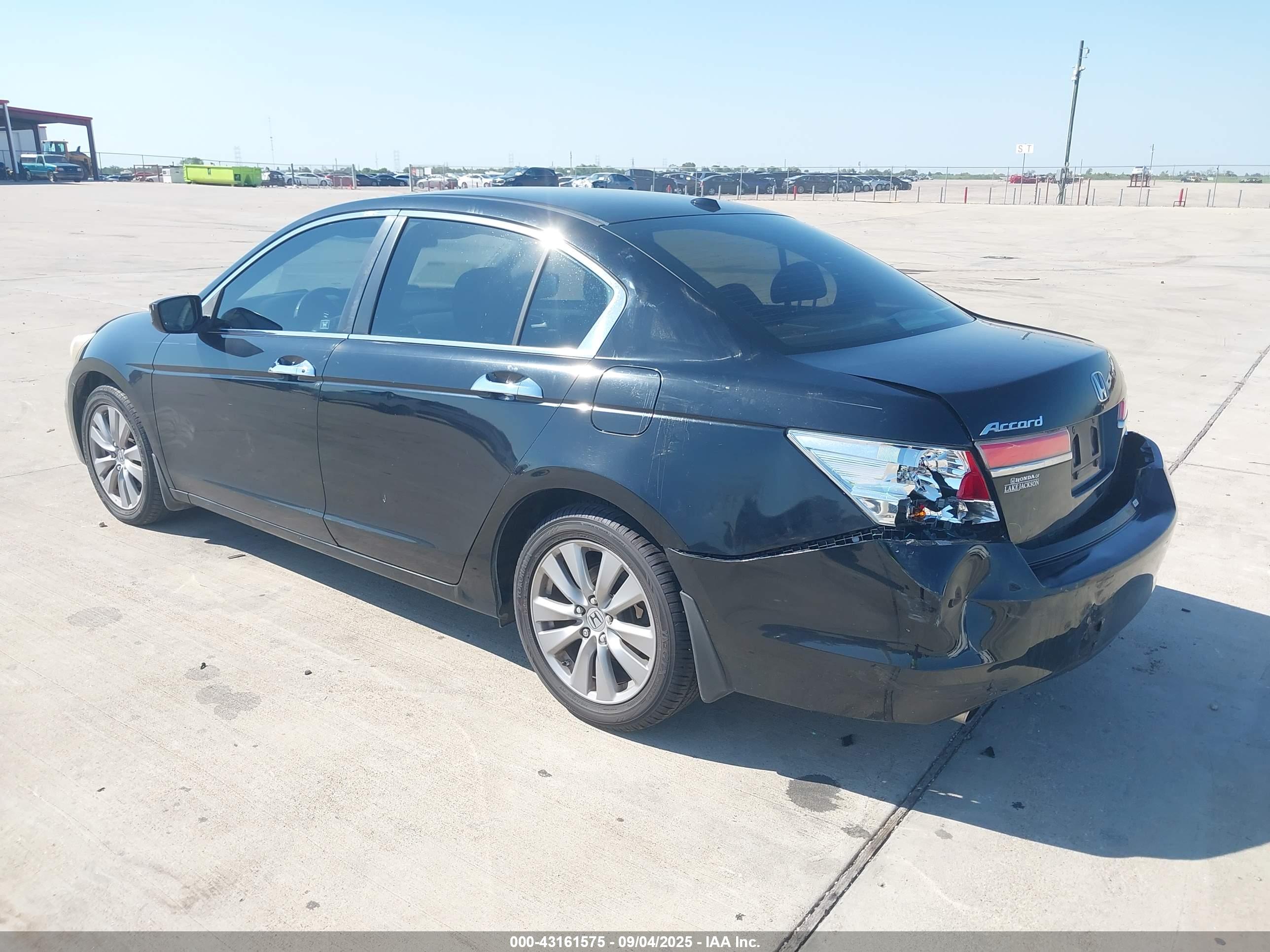HONDA ACCORD image 3