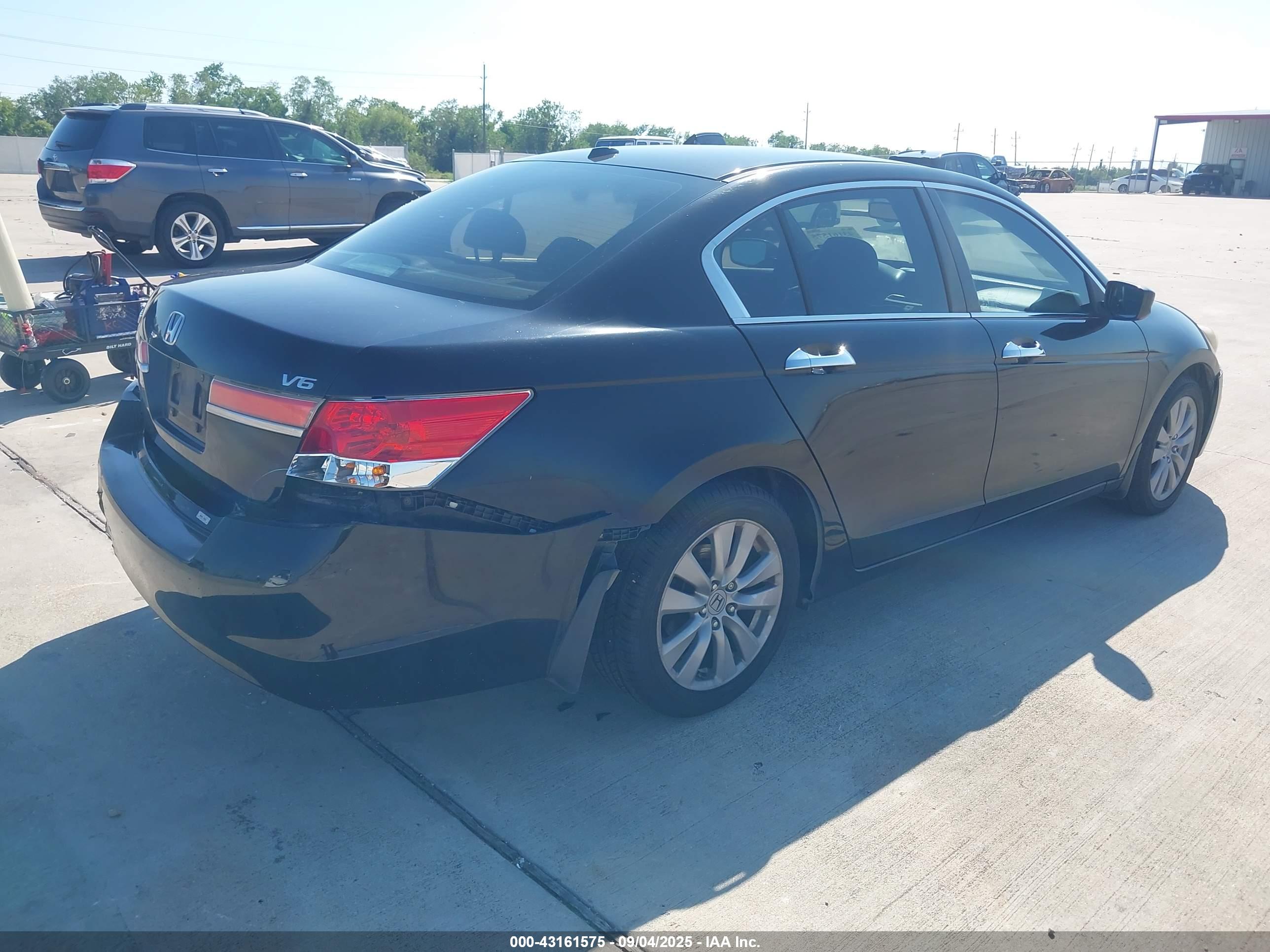 HONDA ACCORD image 4