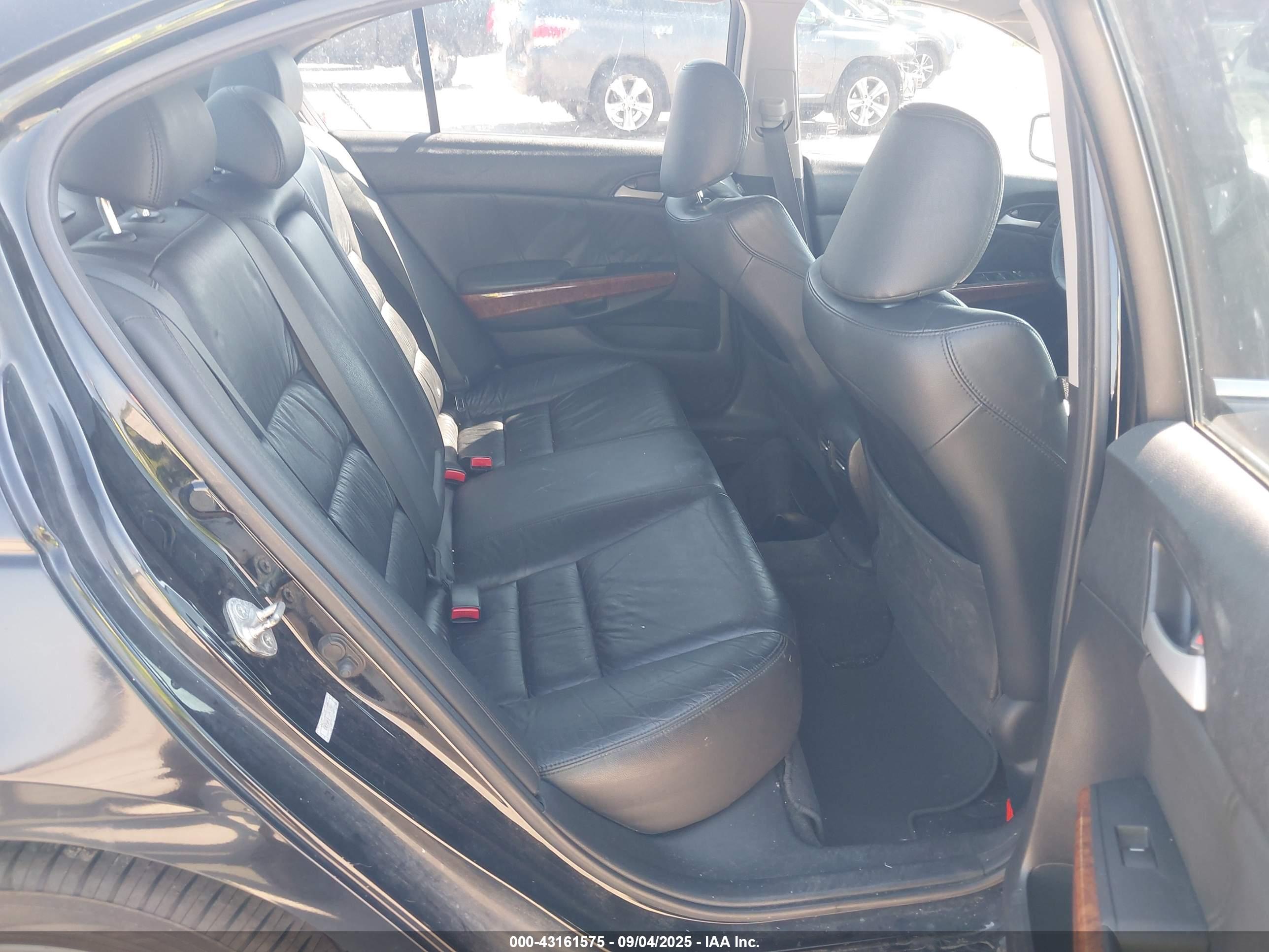 HONDA ACCORD image 8