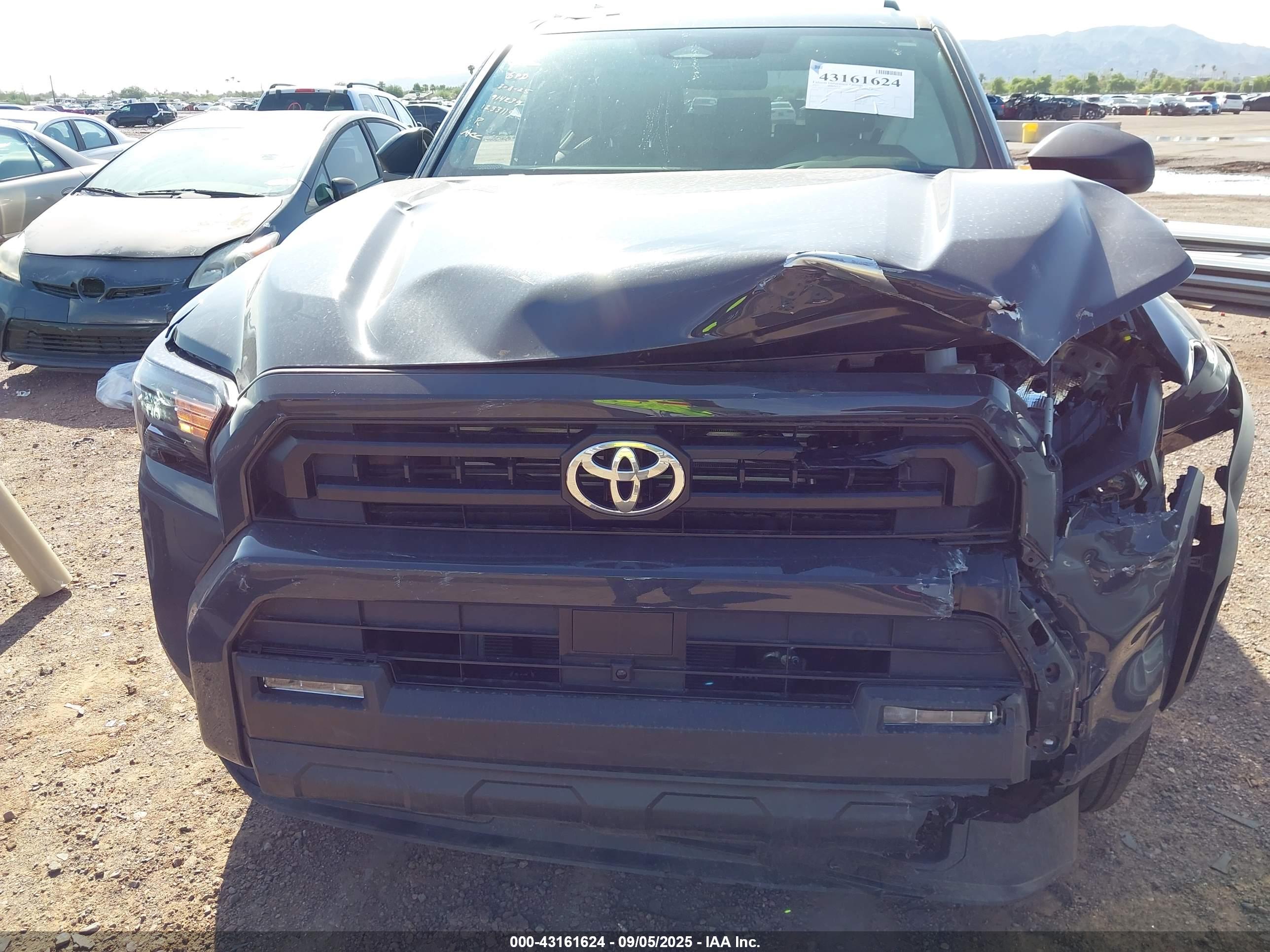 TOYOTA 4RUNNER image 6