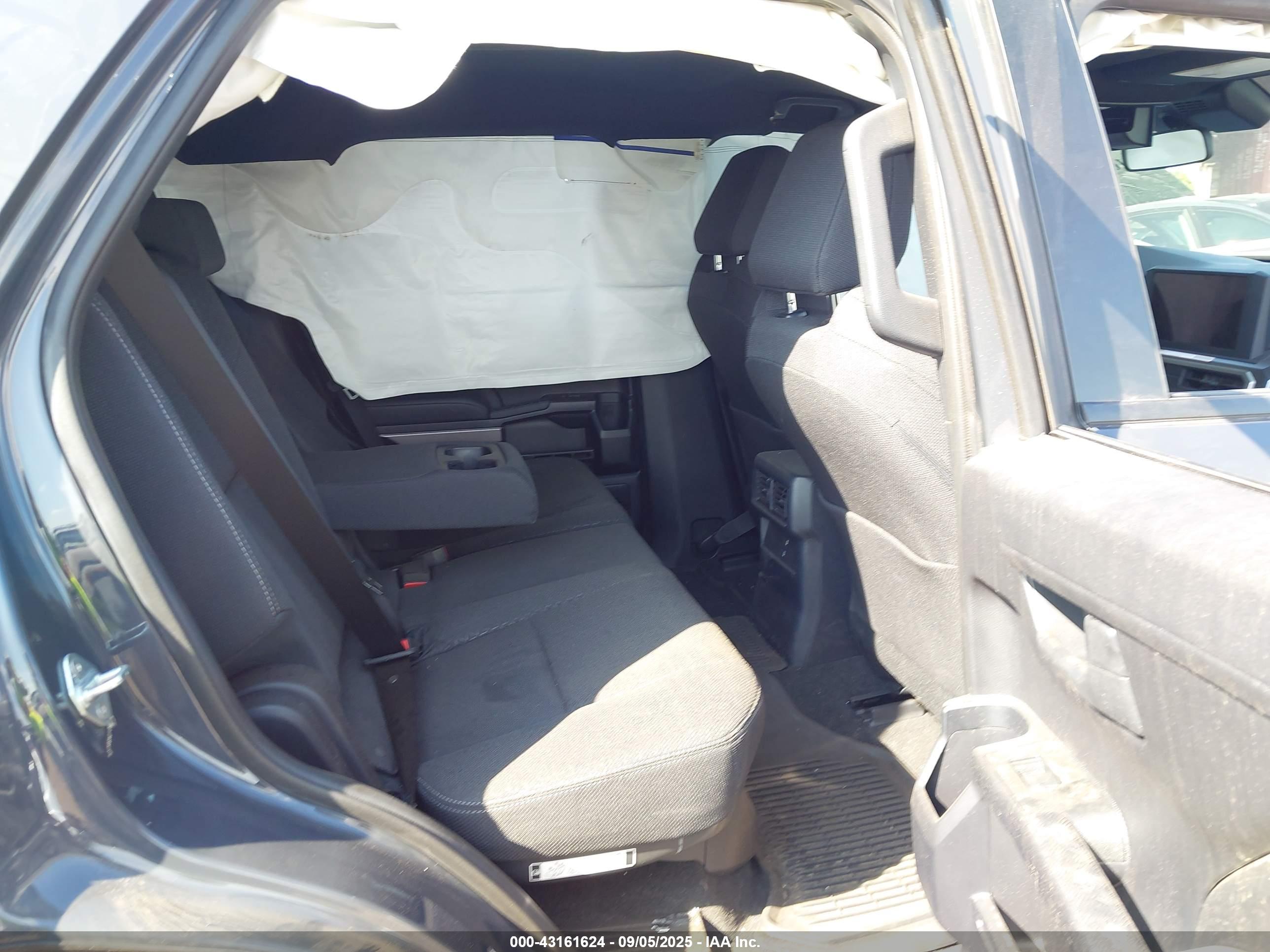 TOYOTA 4RUNNER image 8